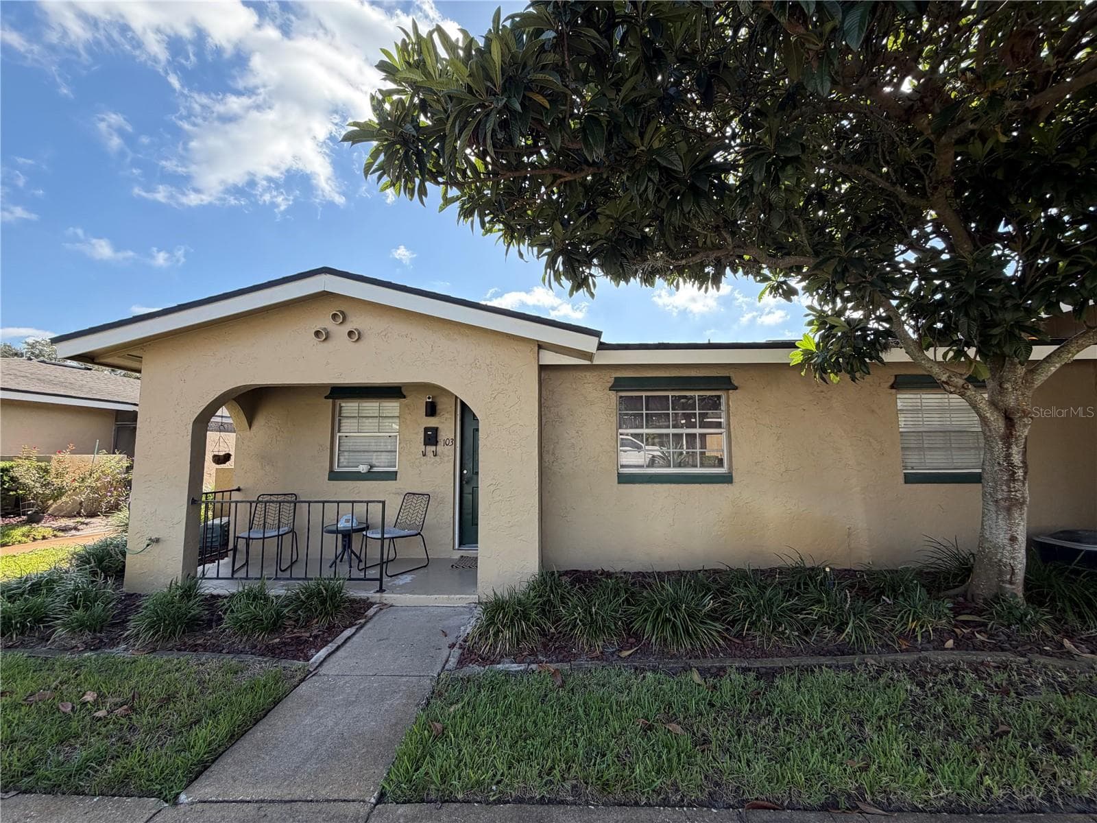 533 CASCADE CIR #103
