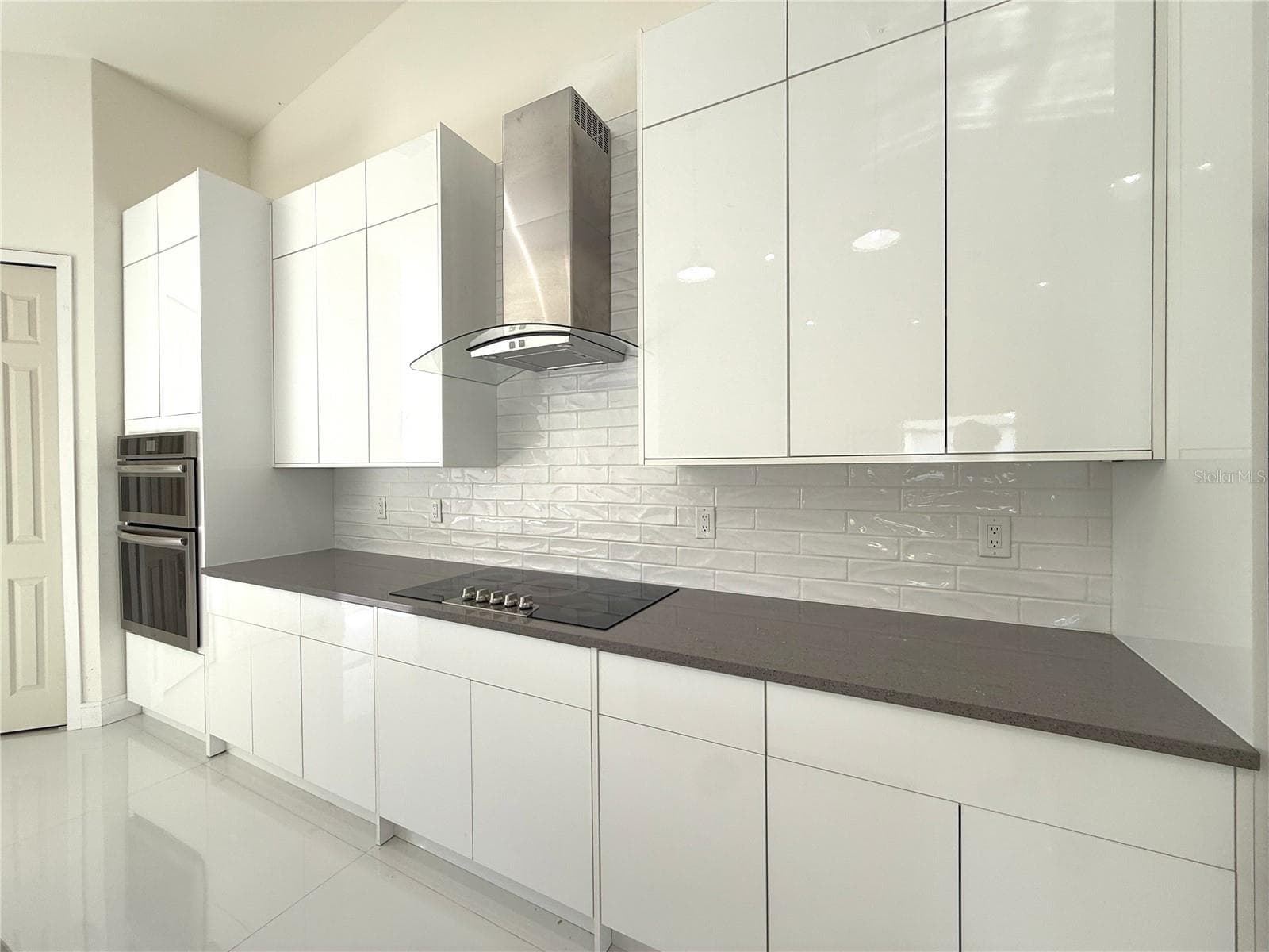 KITCHEN - 16443 HILLSBOROUGH BLVD, PORT CHARLOTTE