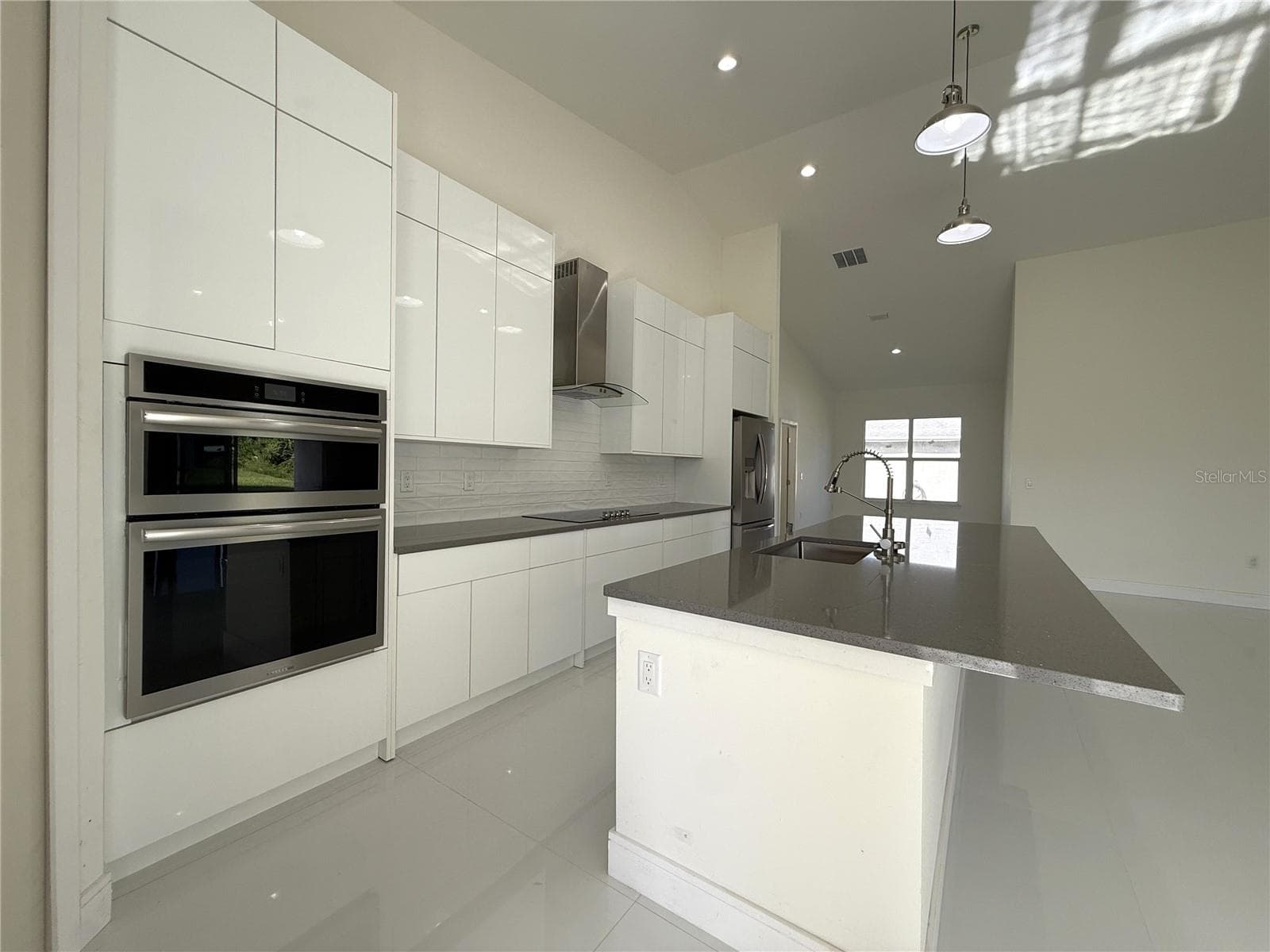 KITCHEN - 16443 HILLSBOROUGH BLVD, PORT CHARLOTTE