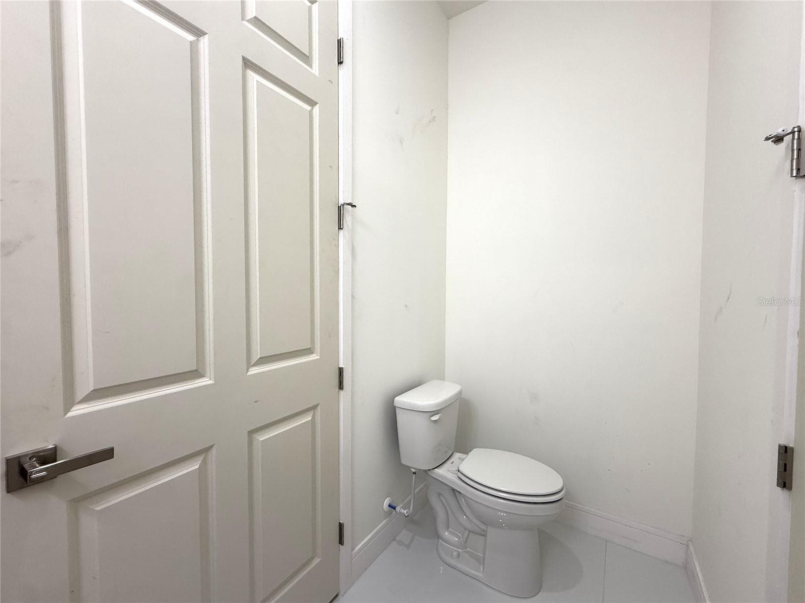 JACK AND JILL - 2ND BATHROOM - 16443 HILLSBOROUGH BLVD, PORT CHARLOTTE