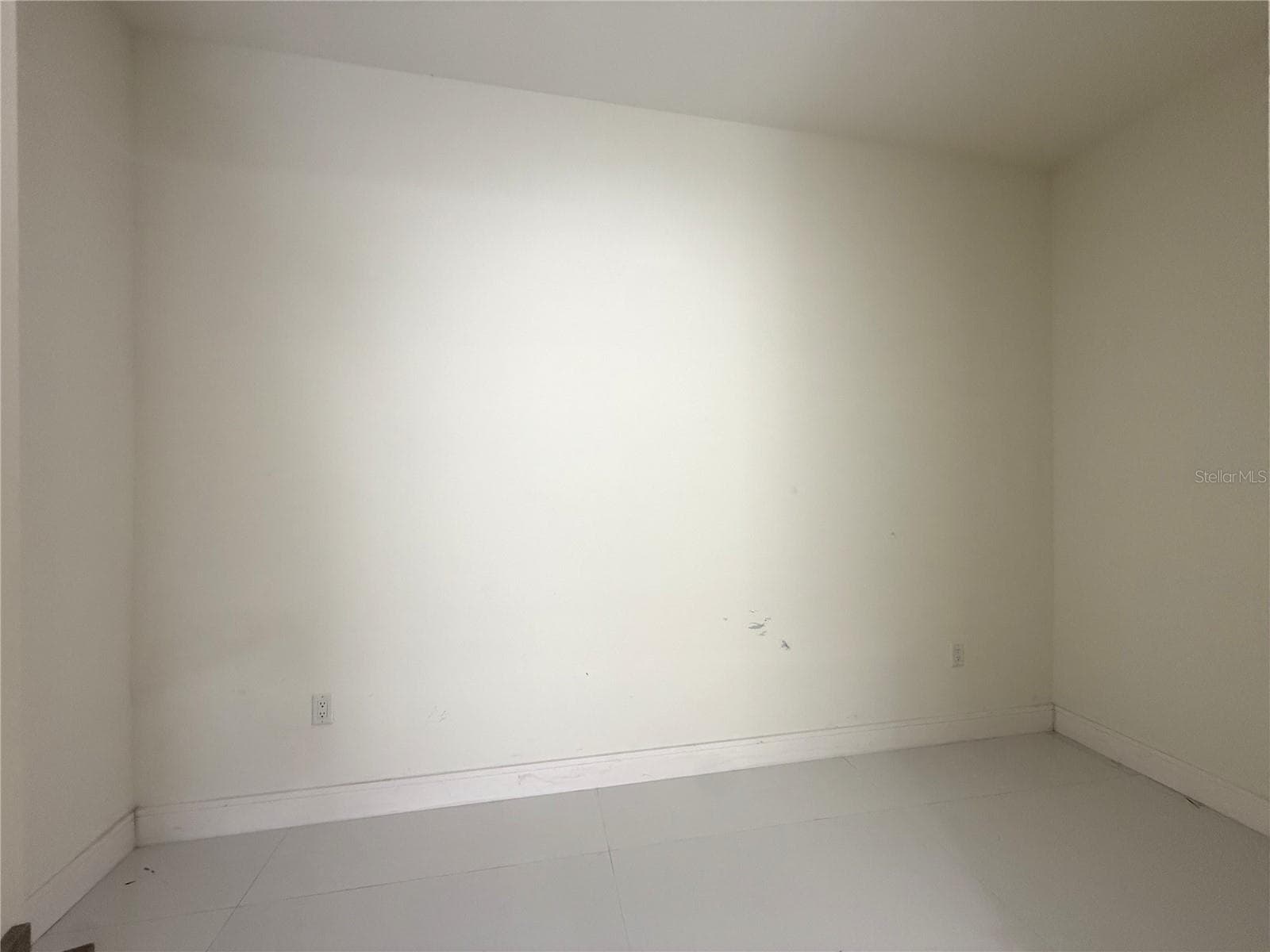 WALK-IN CLOSET - 16443 HILLSBOROUGH BLVD, PORT CHARLOTTE