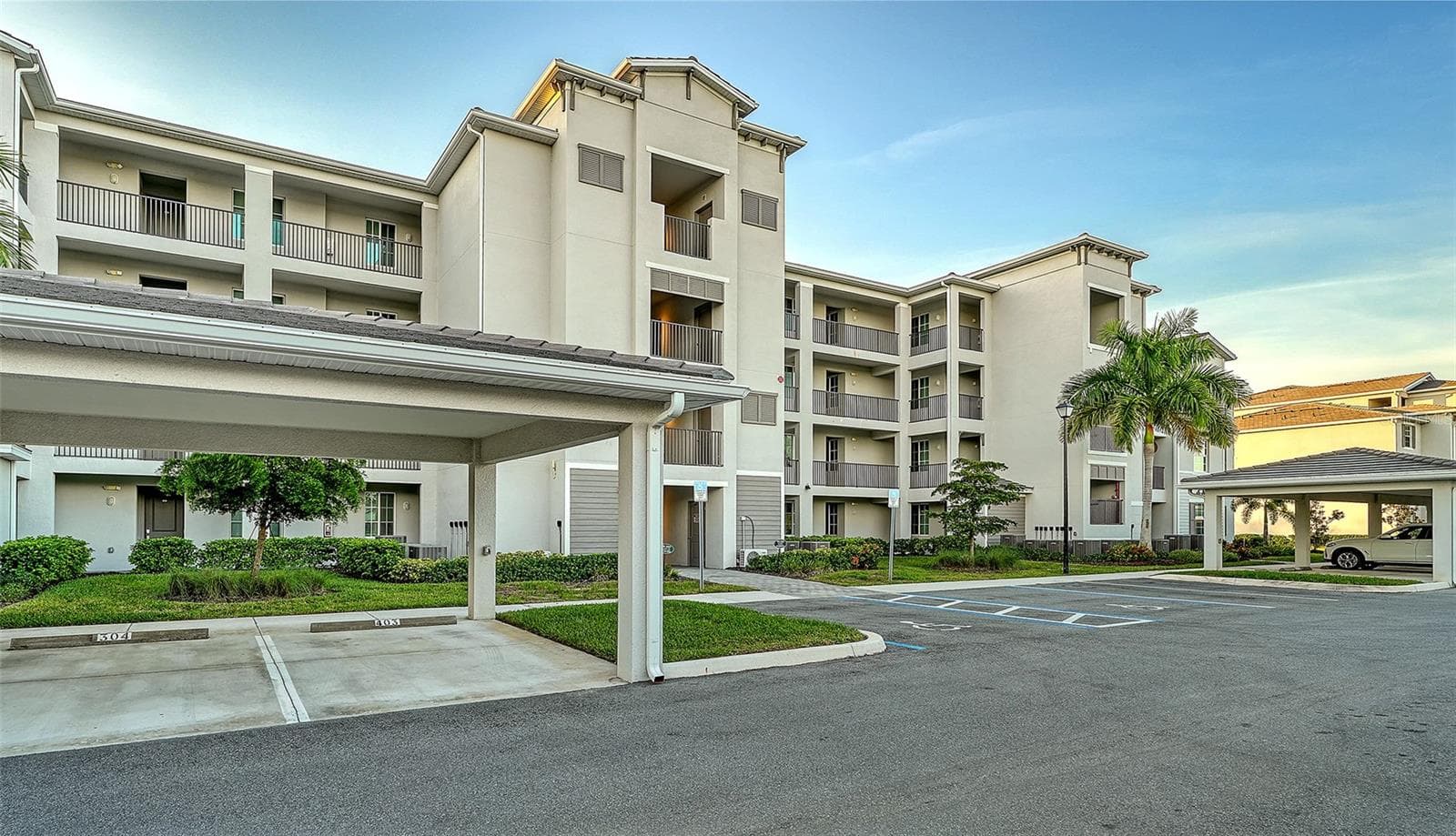 Condominium at 12240 WELLEN GOLF ST #403, VENICE, photo 3 of 92