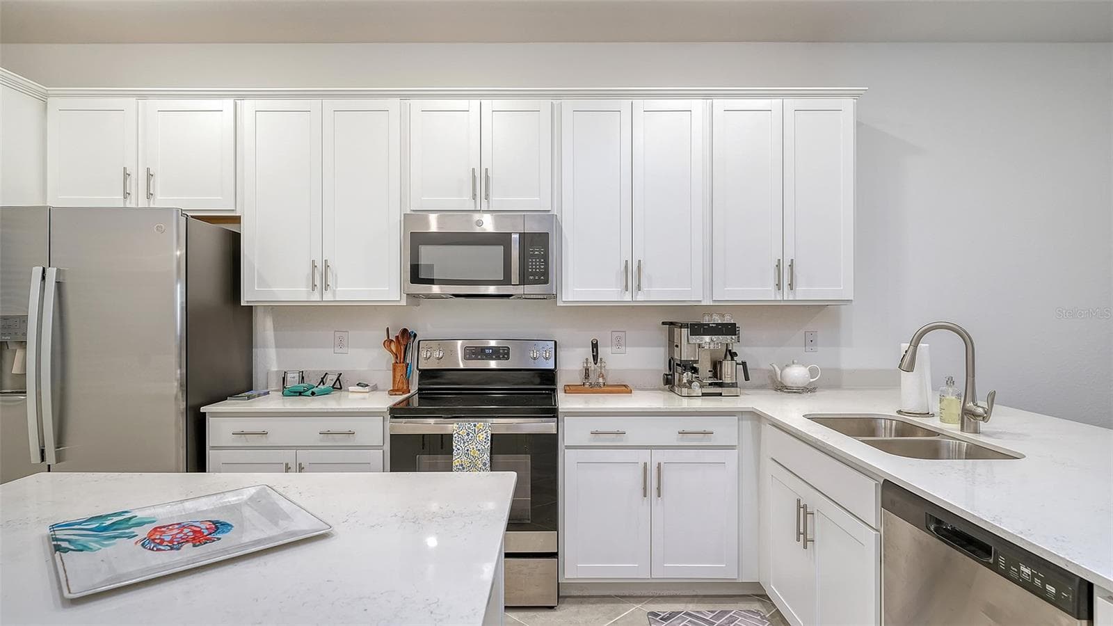Condominium at 12240 WELLEN GOLF ST #403, VENICE, photo 13 of 92