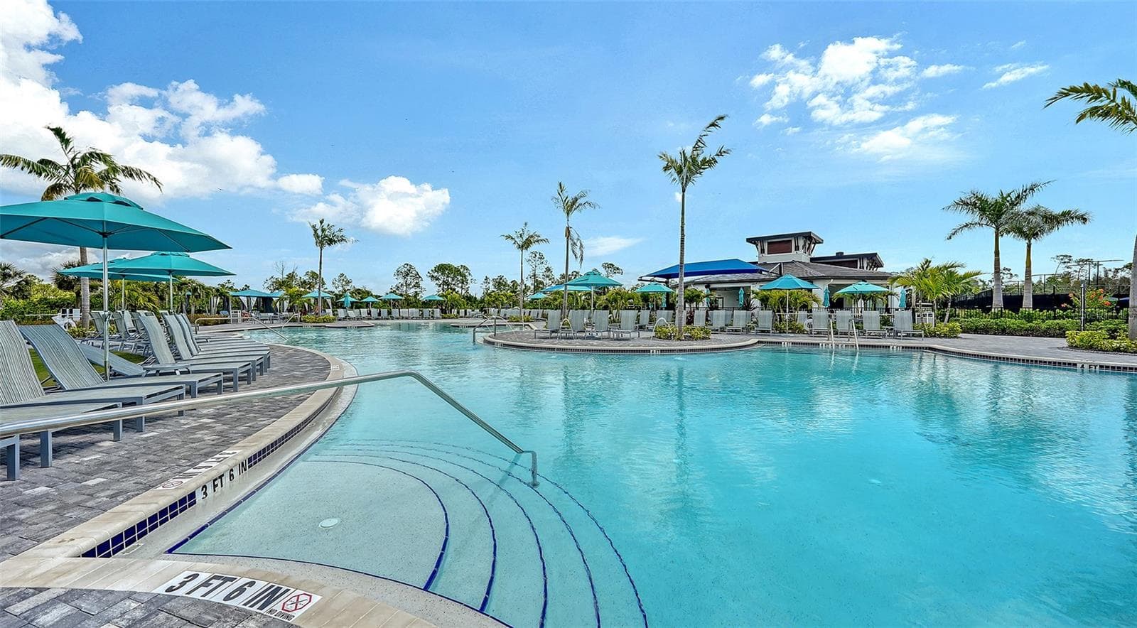 Condominium at 12240 WELLEN GOLF ST #403, VENICE, photo 47 of 92