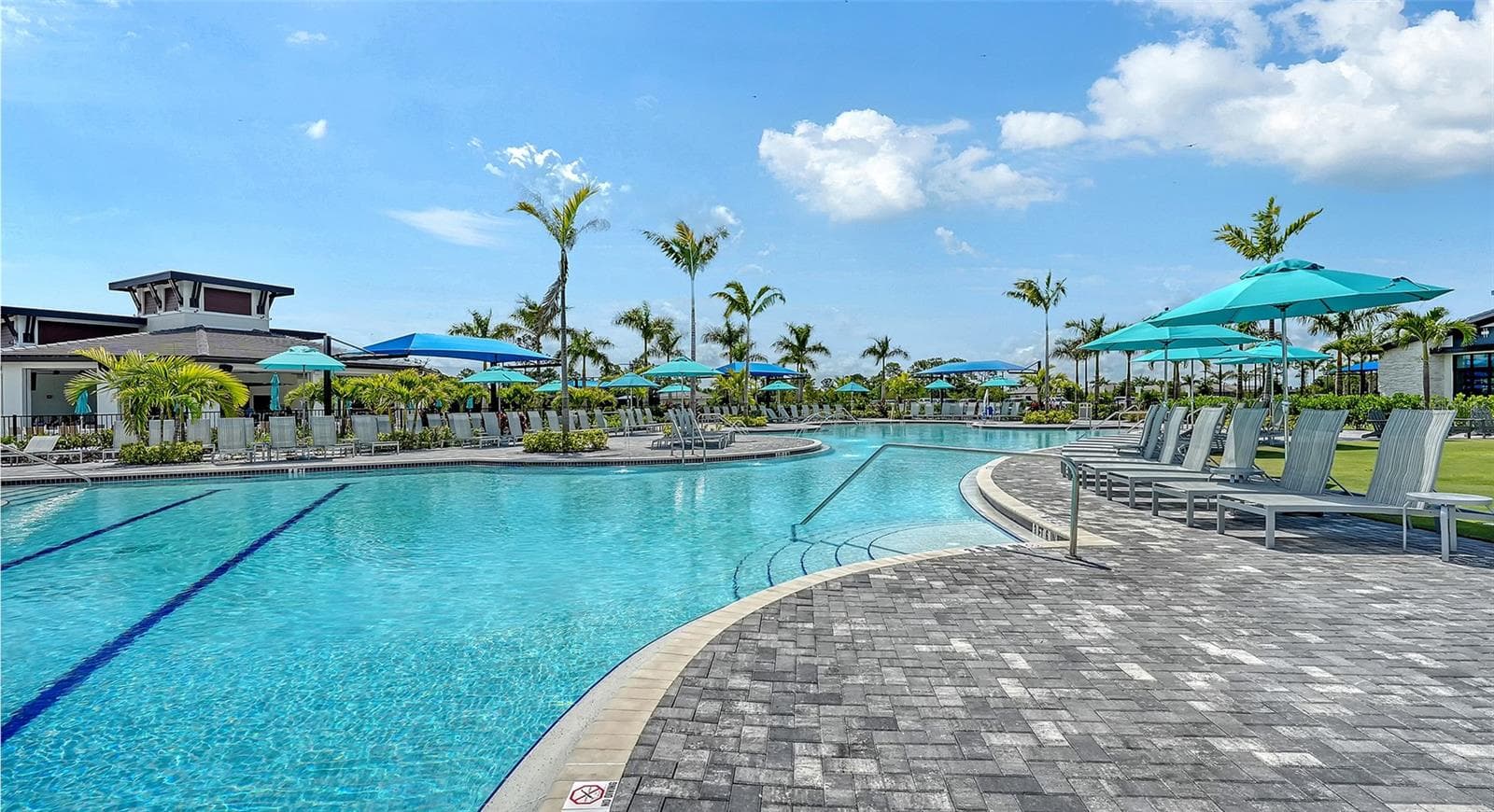 Condominium at 12240 WELLEN GOLF ST #403, VENICE, photo 48 of 92