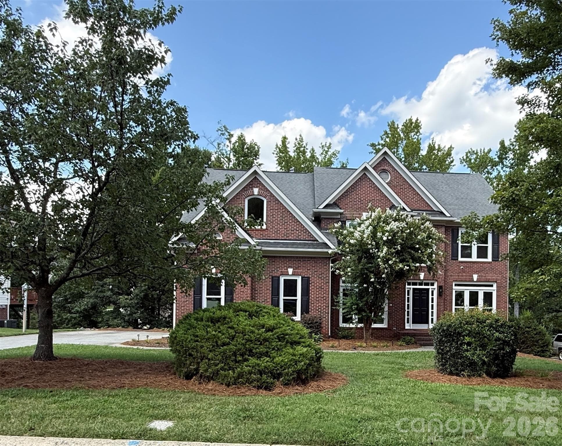 2421 Arden Gate Lane