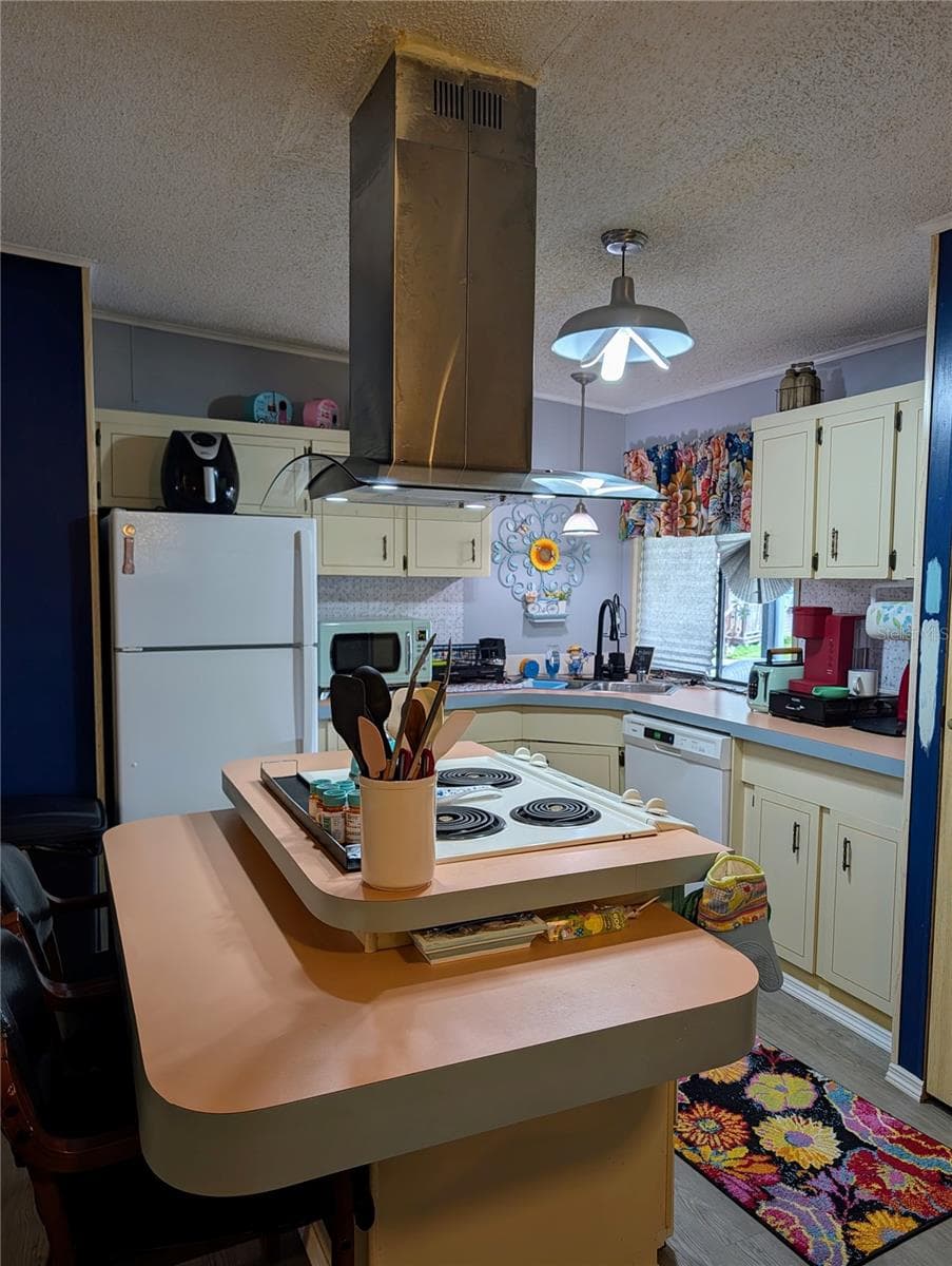 Manufactured Home at 6517 SE 110TH LN, BELLEVIEW, photo 13 of 39