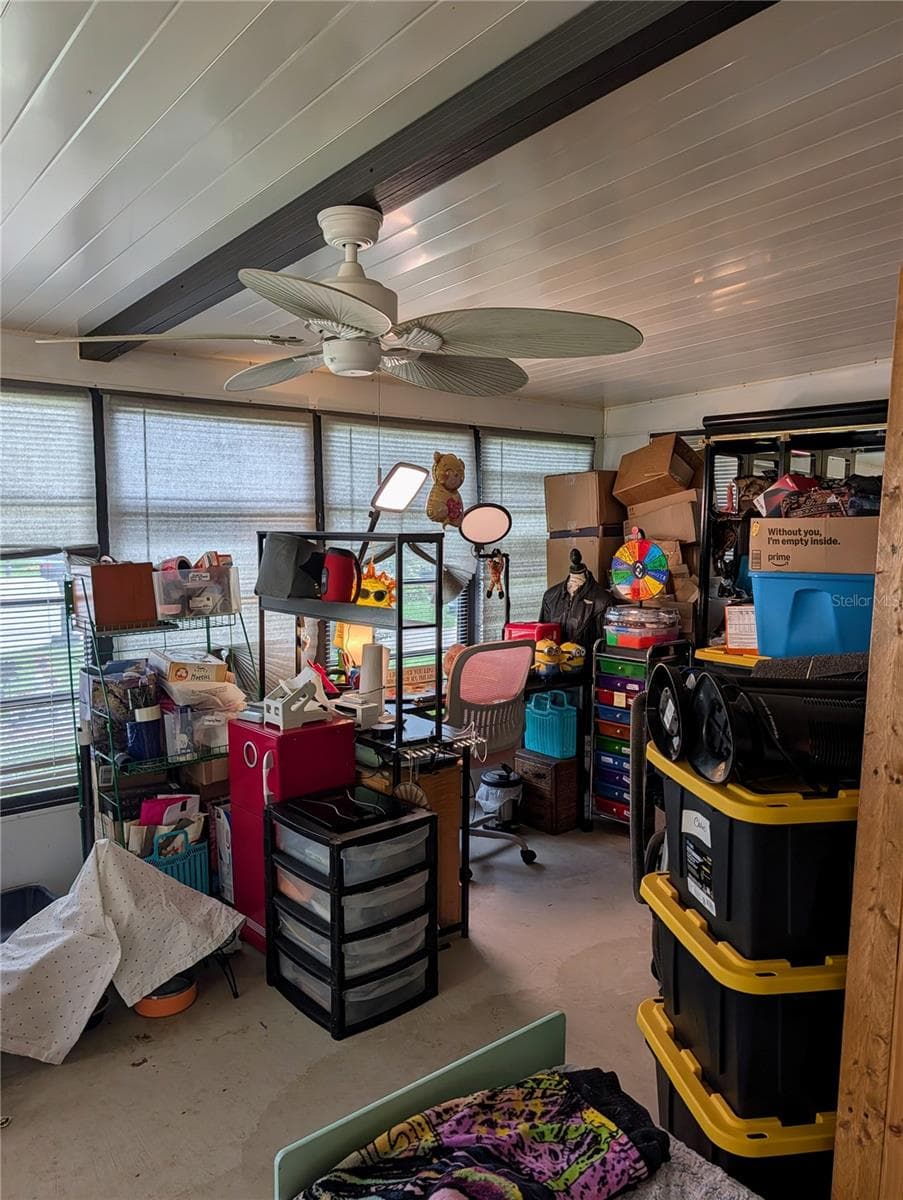 Florida room - 6517 SE 110TH LN, BELLEVIEW