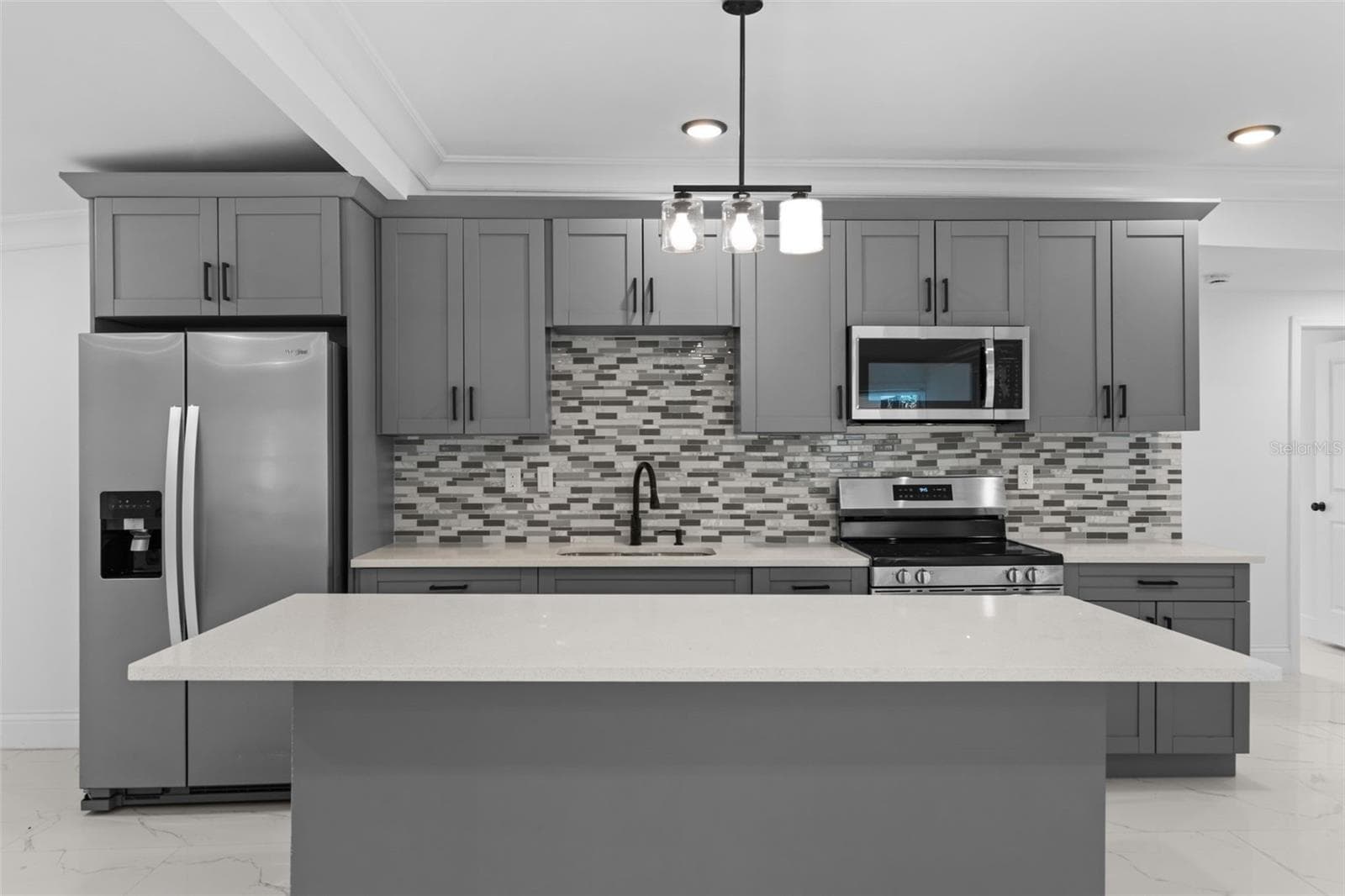 KITCHEN - 929 ADRIAN CT, LAKELAND