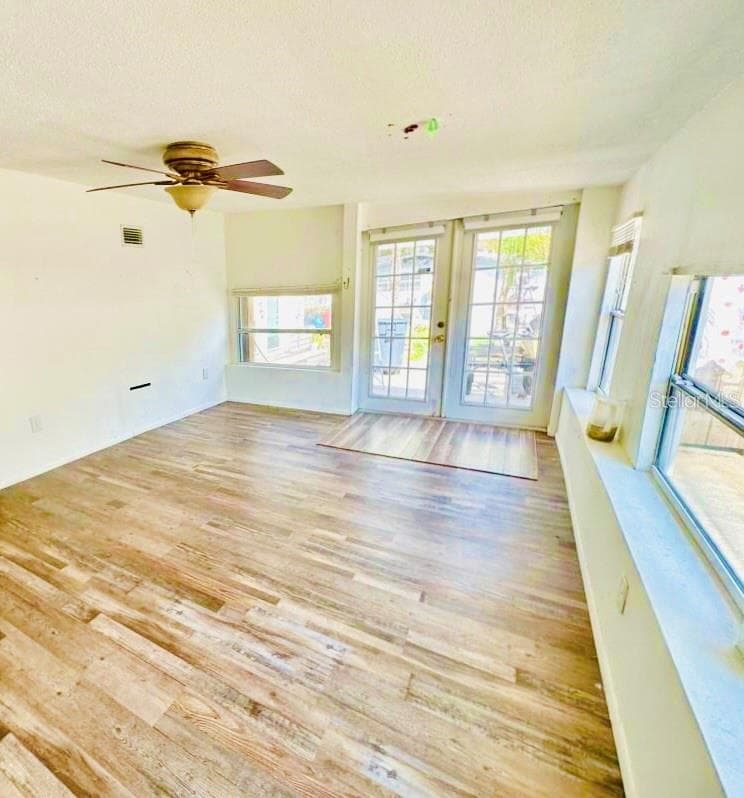 Single Family Residence at 522 E GRANDVIEW WAY, CASSELBERRY, photo 3 of 10