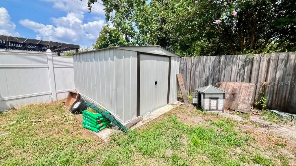 Single Family Residence at 2615 CECILE ST, KISSIMMEE, photo 14 of 15