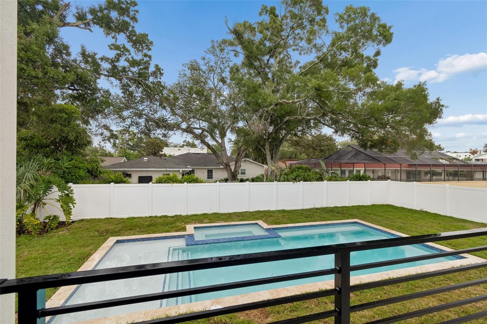 Single Family Residence at 206 S TREASURE DR, TAMPA, photo 64 of 74