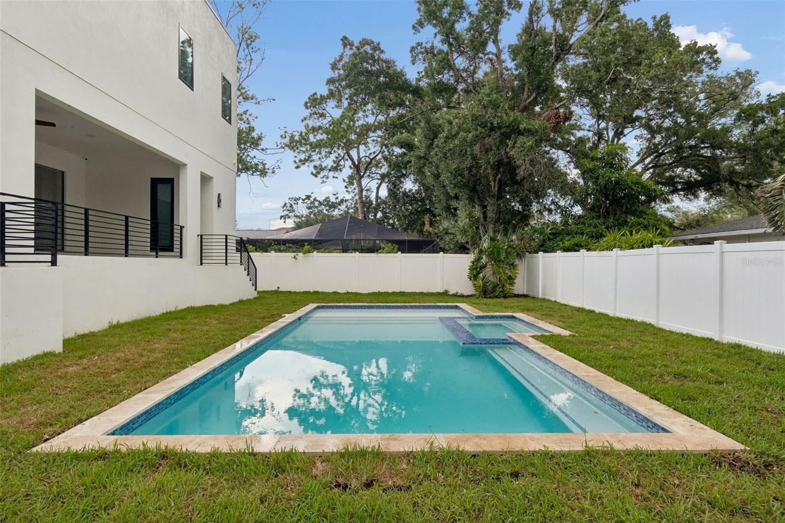 Single Family Residence at 206 S TREASURE DR, TAMPA, photo 68 of 74