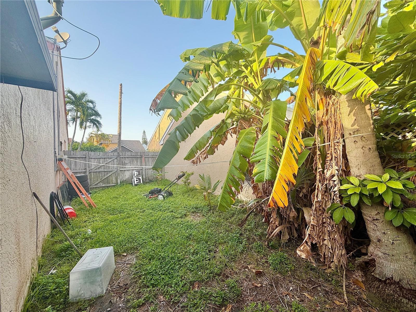 Single Family Residence at 33 PEACHTREE PL, BOYNTON BEACH, photo 26 of 35