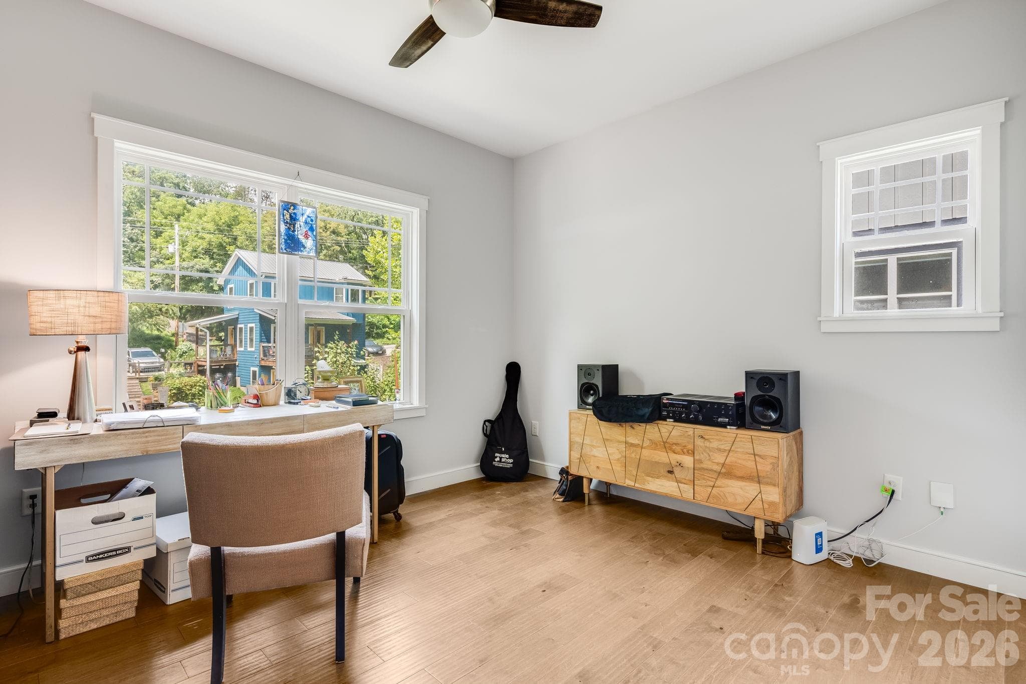 1st Guest room/home office. - 35 Emmett Lane, Asheville