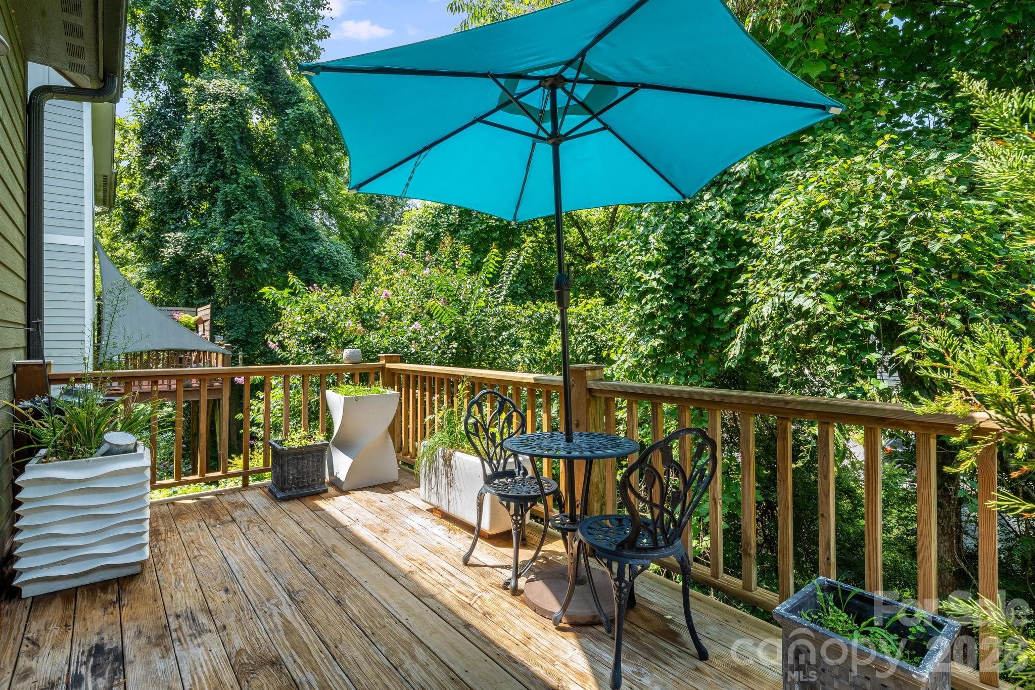 Back deck off the first floor. - 35 Emmett Lane, Asheville