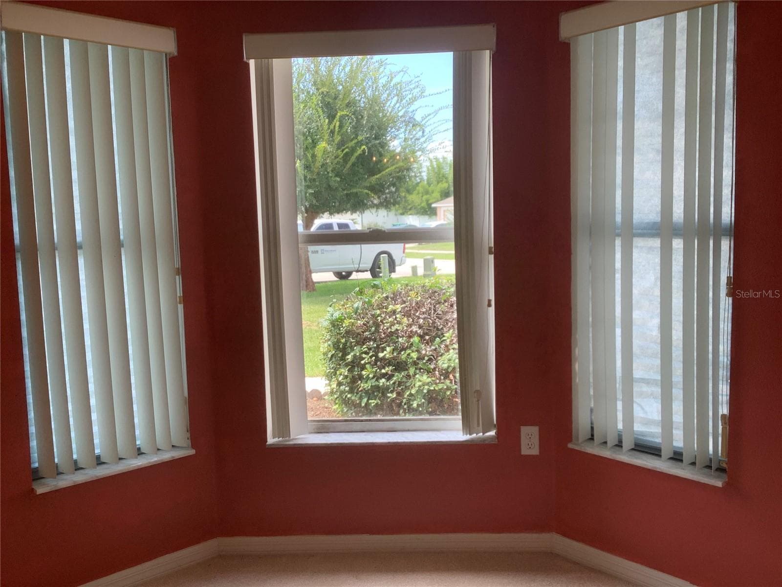 Bay window - 665 STEVELYNN CIR, WINTER GARDEN