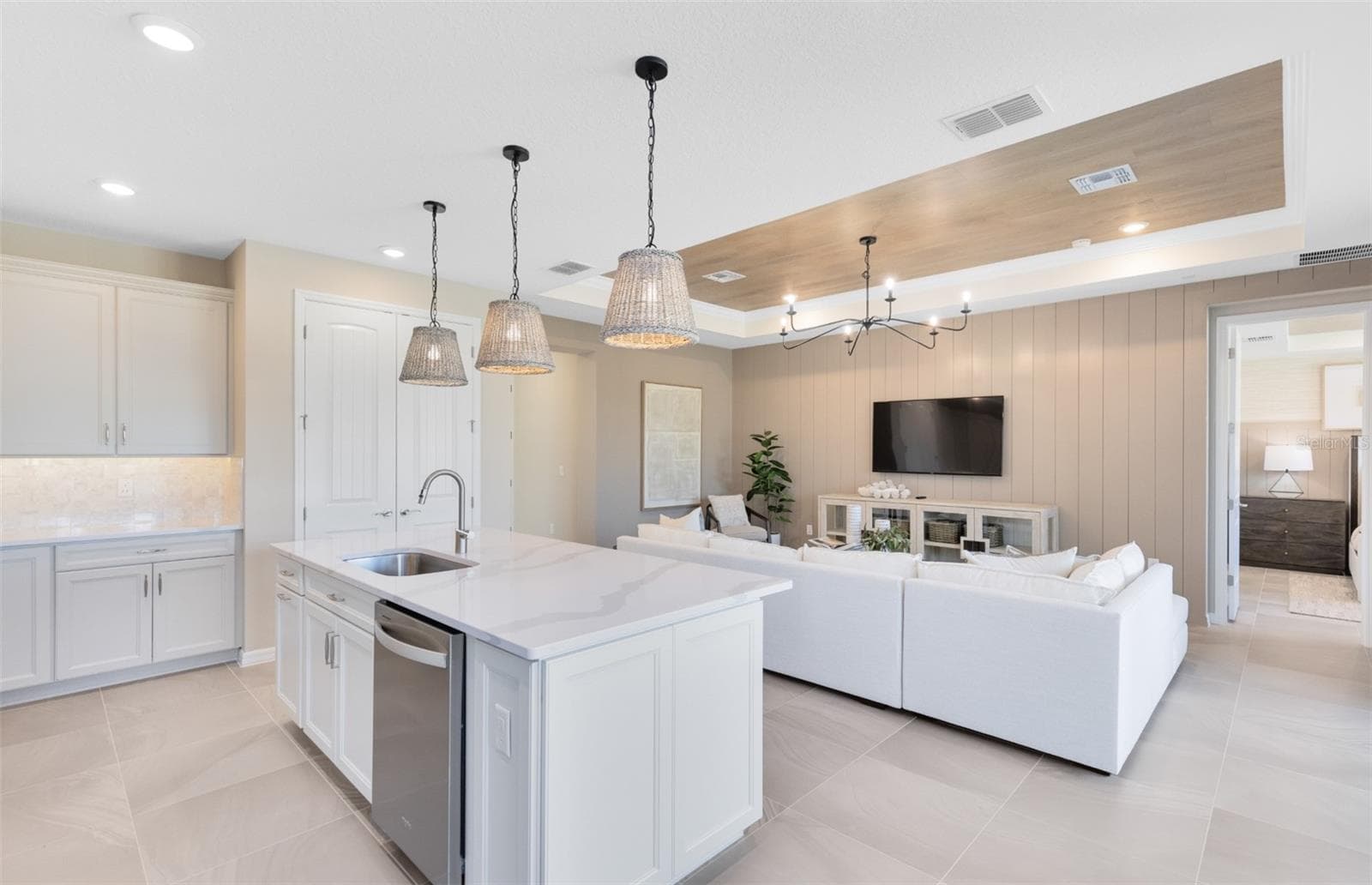 Model Home Design Only. Pictures and furnishings are for illustrative purposes only. Elevations, colors and options may vary. Furniture is for model home staging only. - 1430 RIDGE TREE DRIVE, ORMOND BEACH