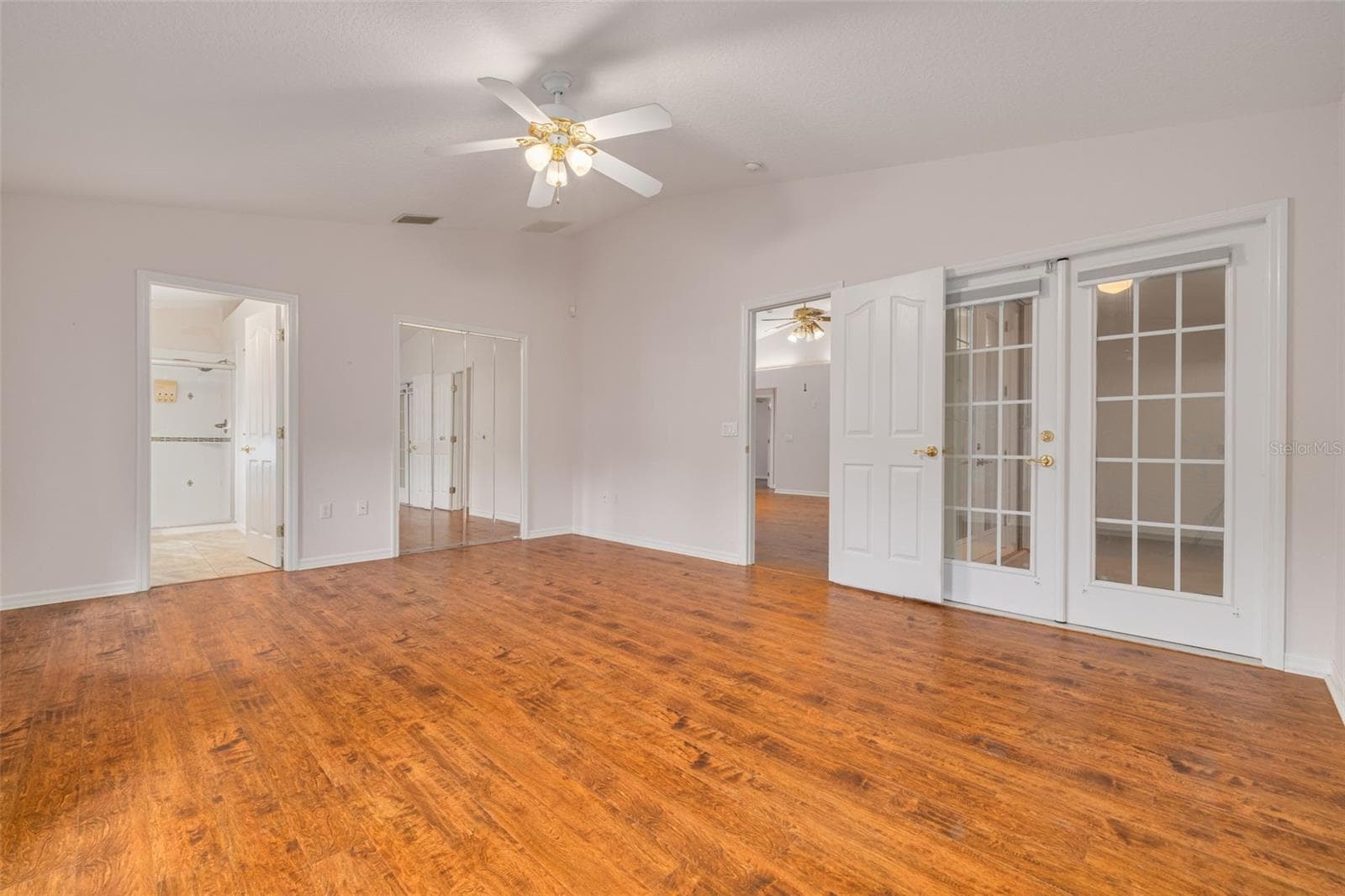 Master Bedroom - 2102 BRADFORD ST, CLEARWATER