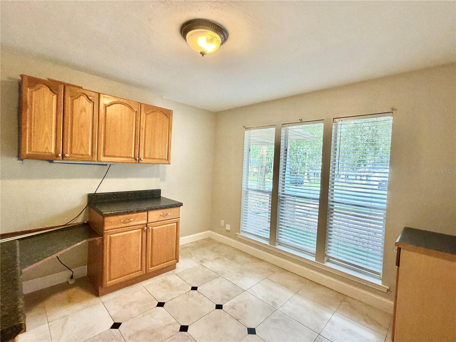 Office/Study - 11512 NW 13TH LN, GAINESVILLE