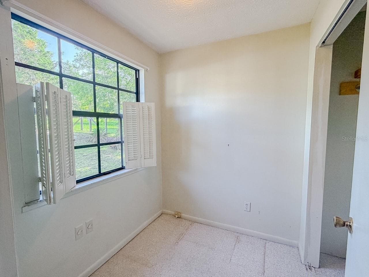 Single Family Residence at 5616 SILVER SANDS CIR, KEYSTONE HEIGHTS, photo 6 of 31