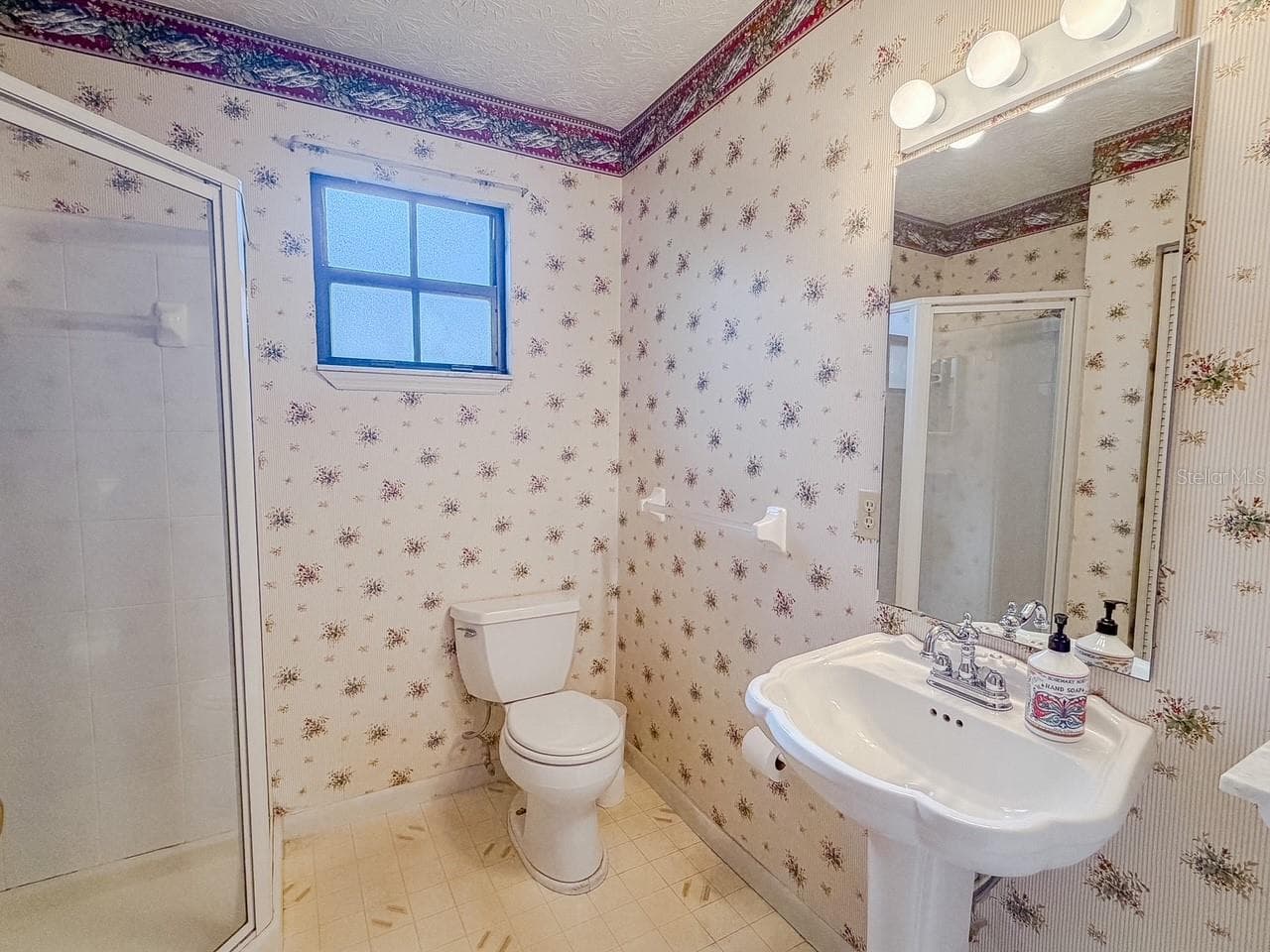 Single Family Residence at 5616 SILVER SANDS CIR, KEYSTONE HEIGHTS, photo 9 of 31