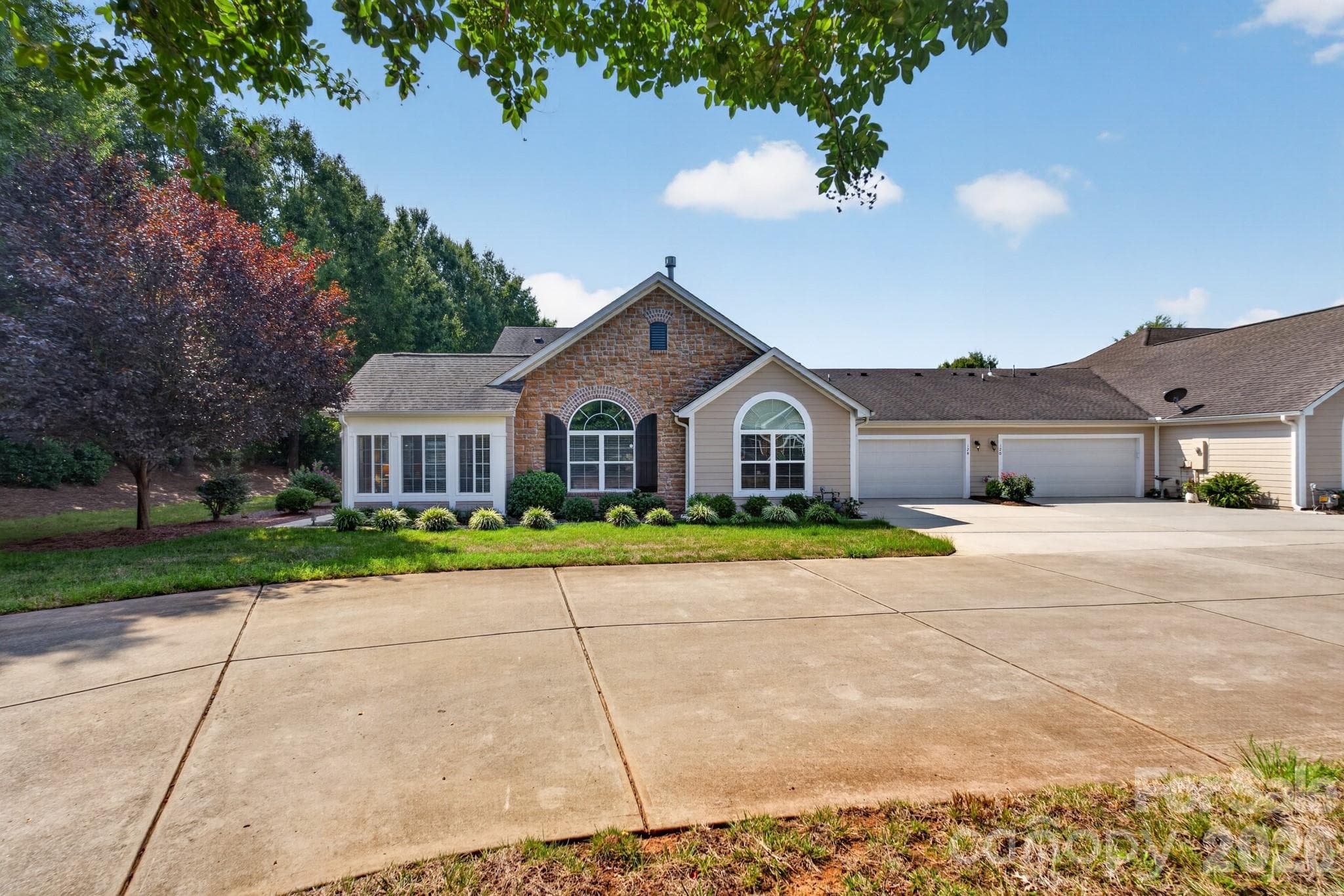 Condominium at 128 Lone Oak Circle, Rock Hill, photo 38 of 48