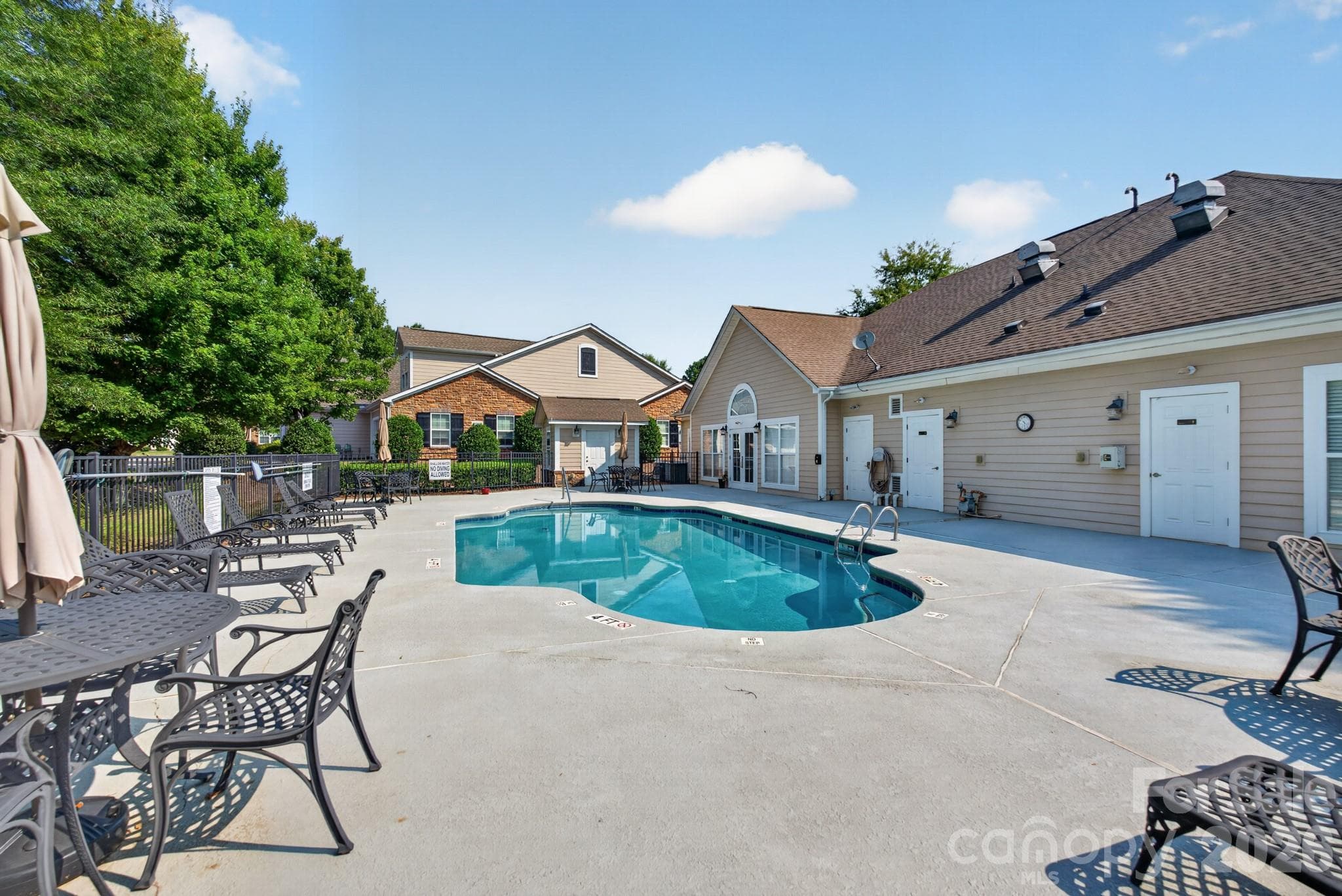 Community Pool - 128 Lone Oak Circle, Rock Hill
