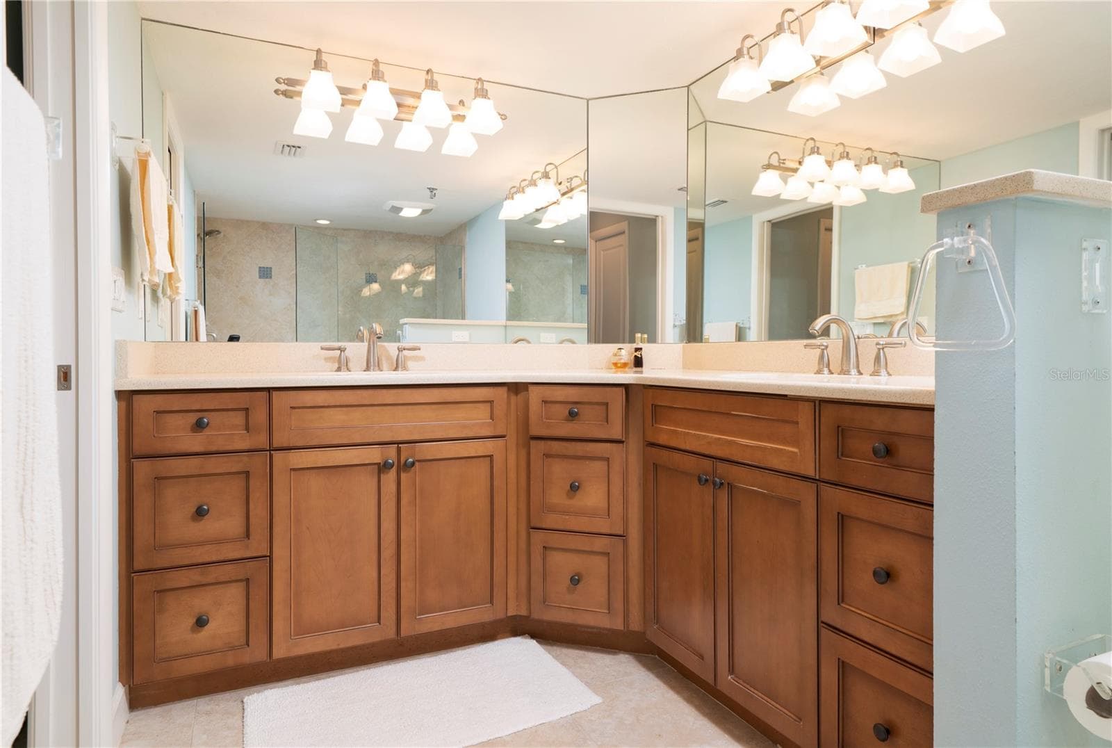 Condominium at 2675 GULF OF MEXICO DR #204, LONGBOAT KEY, photo 30 of 62