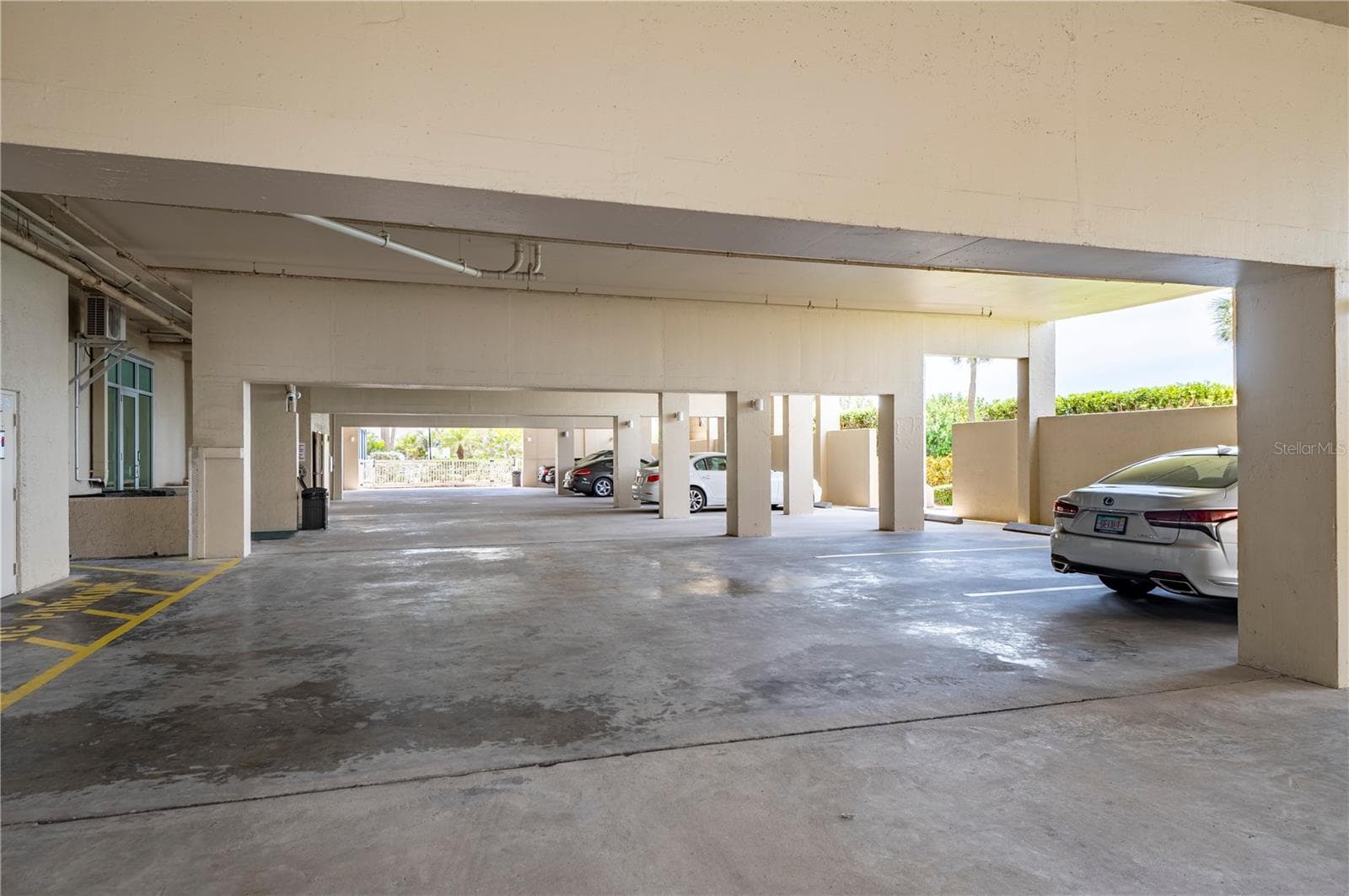 Under Building Parking - 2675 GULF OF MEXICO DR #204, LONGBOAT KEY