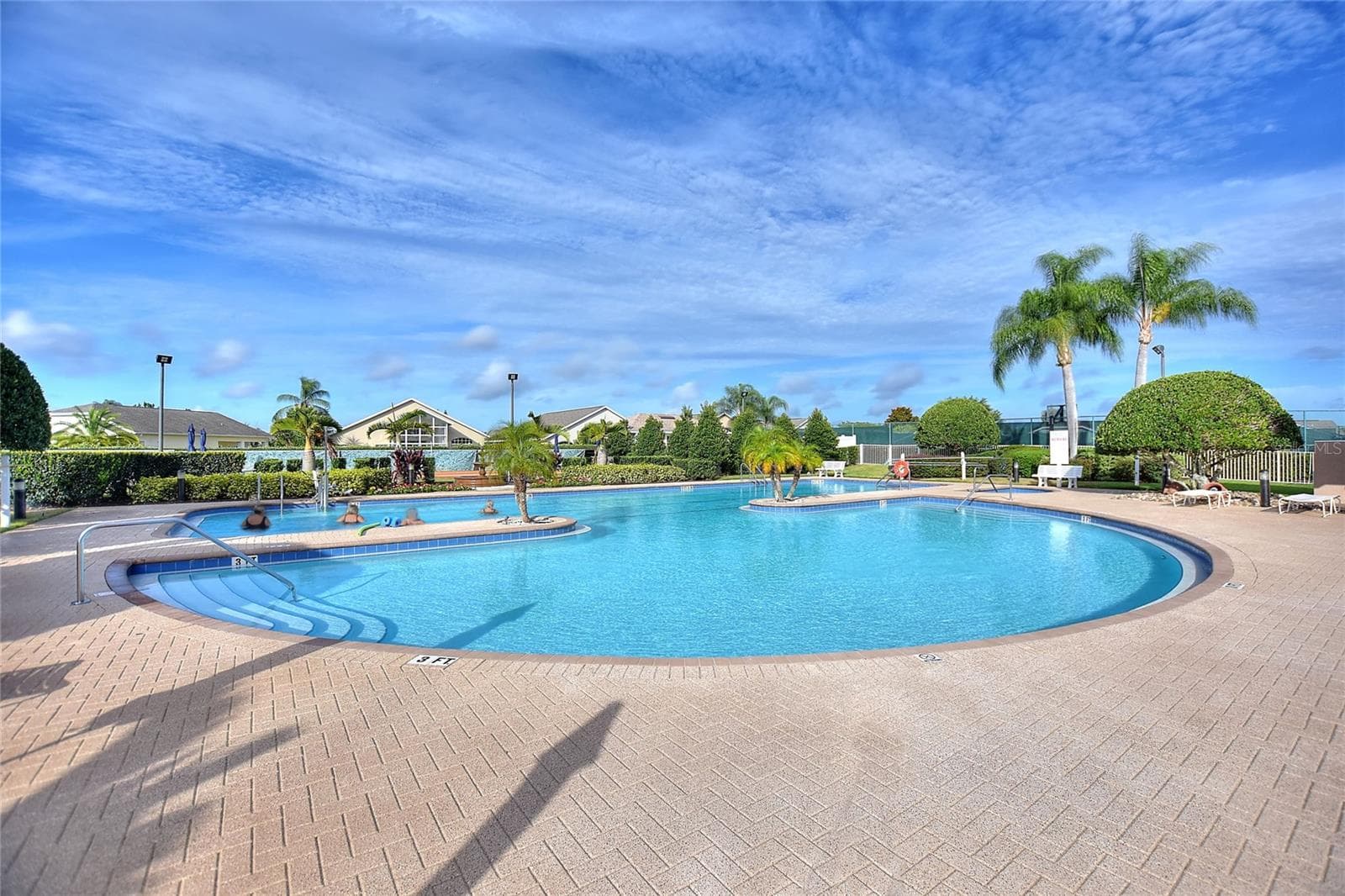 Heated pool - 919 ASHTON DR, DAVENPORT