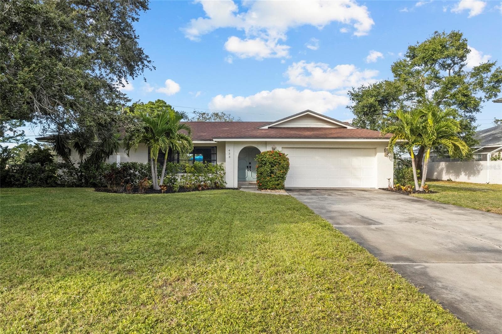 Single Family Residence at 433 WHITFIELD AVE, SARASOTA, photo 3 of 47
