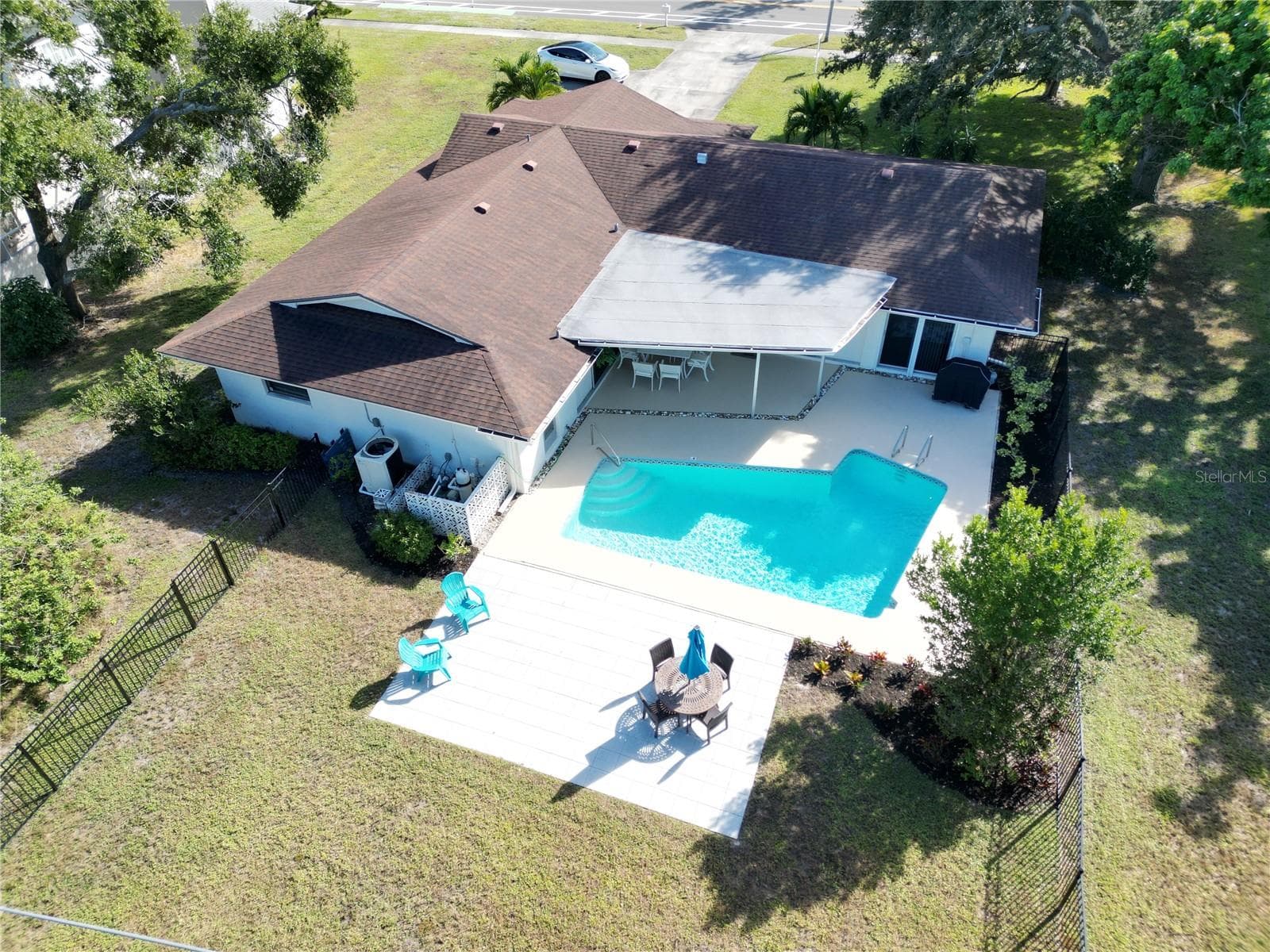 Single Family Residence at 433 WHITFIELD AVE, SARASOTA, photo 15 of 47
