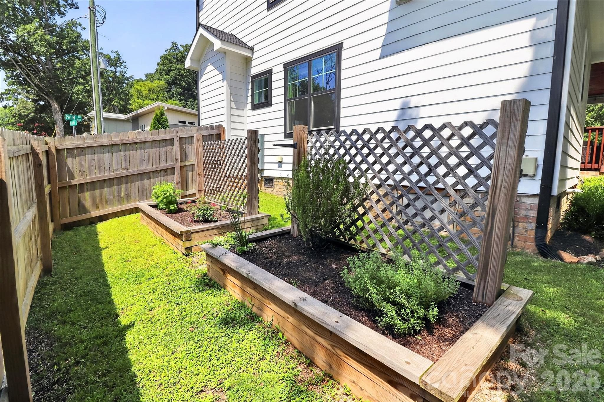 Single Family Residence at 3039 Palm Avenue, Charlotte, photo 37 of 46