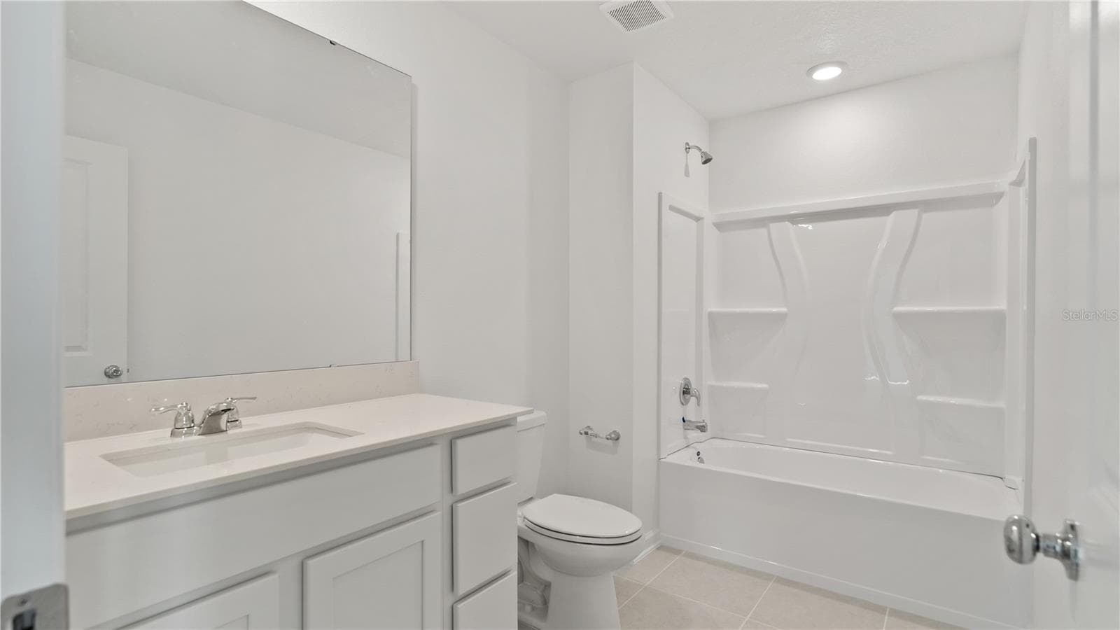 Single Family Residence at 1591 WILLOW GARDEN LOOP, EUSTIS, photo 6 of 13
