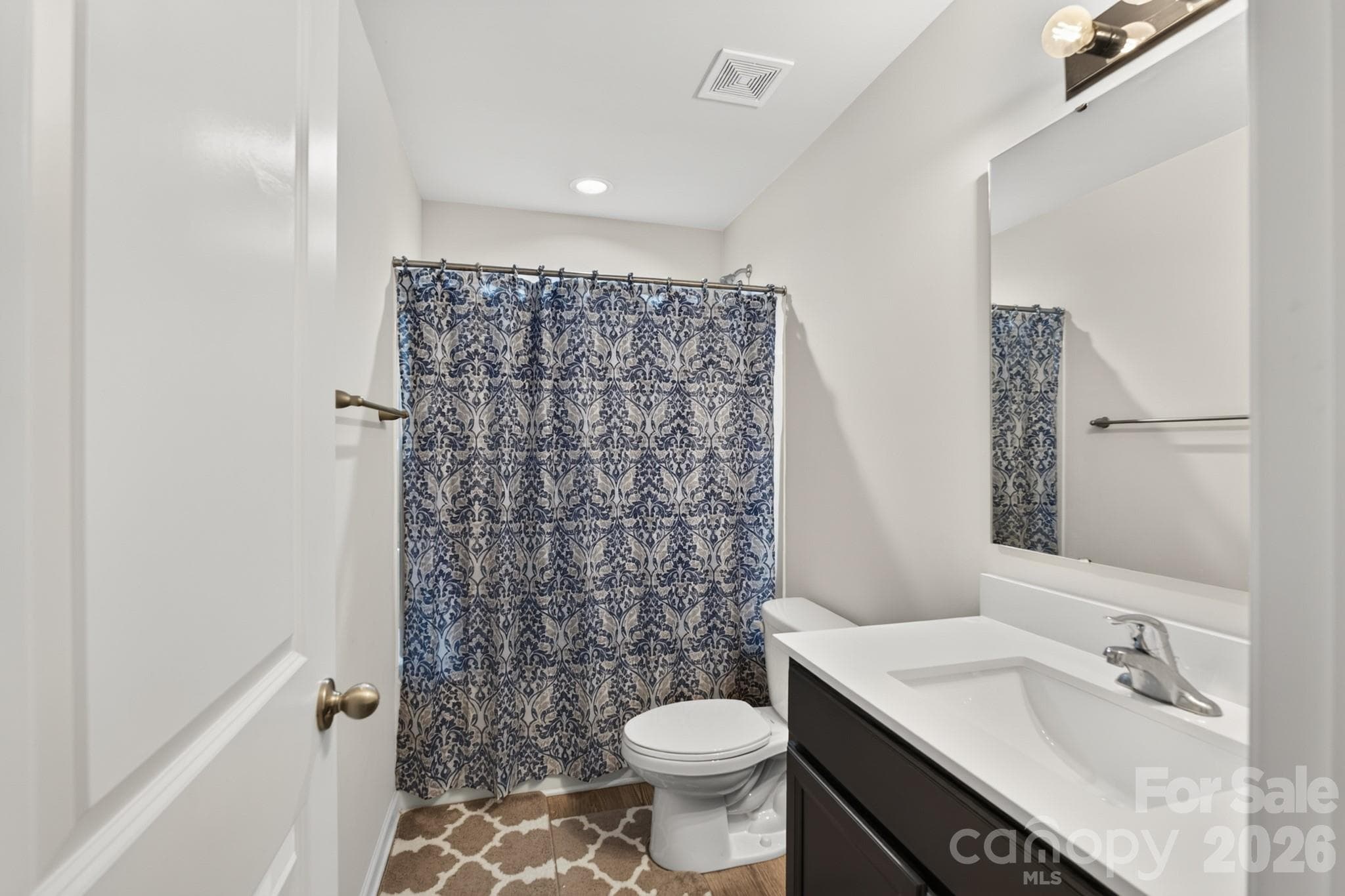 Second full bathroom - 1425 Springdale Road, Lancaster