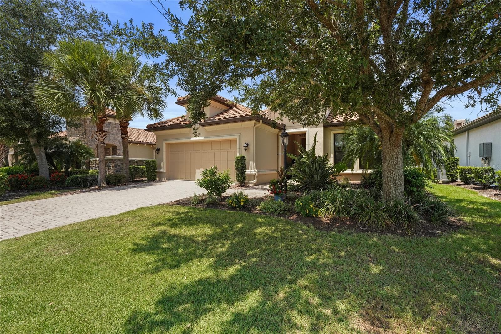 Single Family Residence at 13223 PALERMO DR, BRADENTON, photo 2 of 82