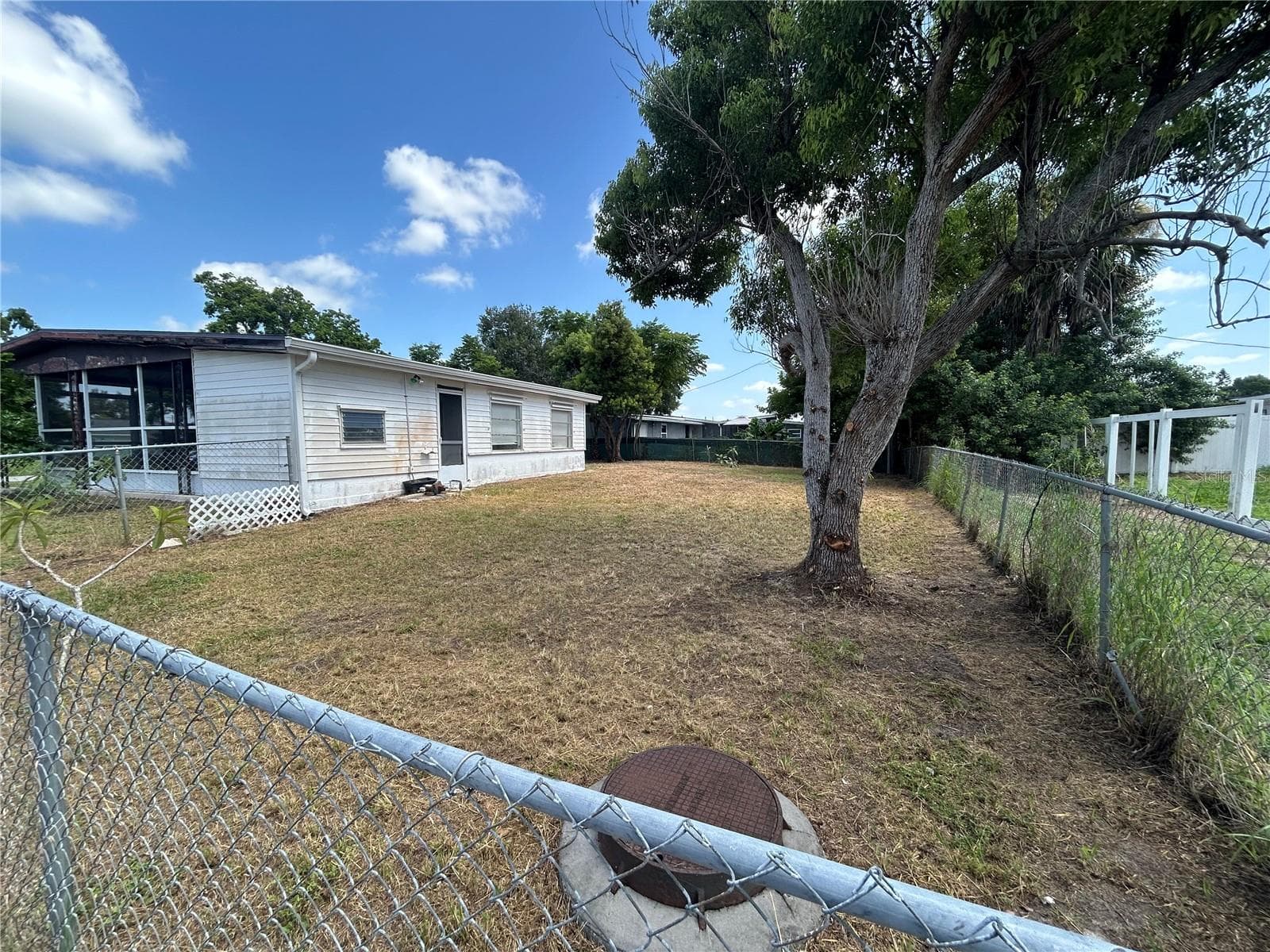 Single Family Residence at 3140 CRESTWOOD DR, PORT CHARLOTTE, photo 2 of 14