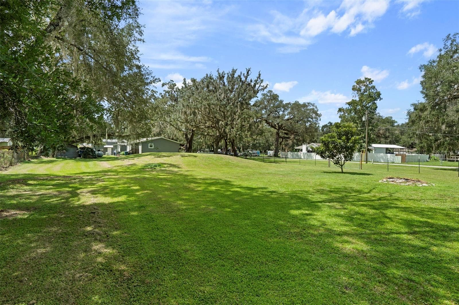 Manufactured Home at 9028 WEST ST, BROOKSVILLE, photo 34 of 44