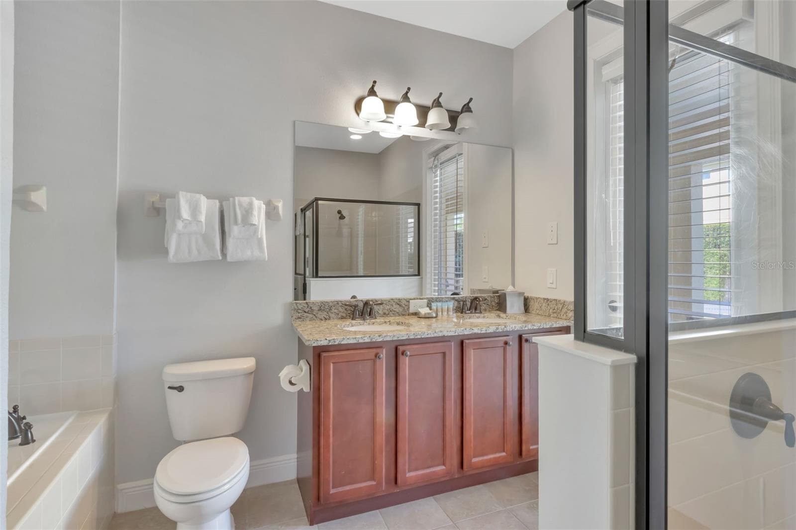Single Family Residence at 7643 WILMINGTON LOOP, KISSIMMEE, photo 36 of 92