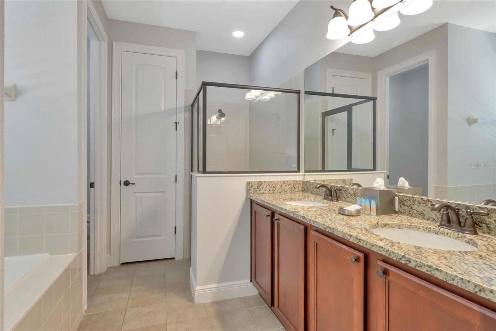 Single Family Residence at 7643 WILMINGTON LOOP, KISSIMMEE, photo 41 of 92