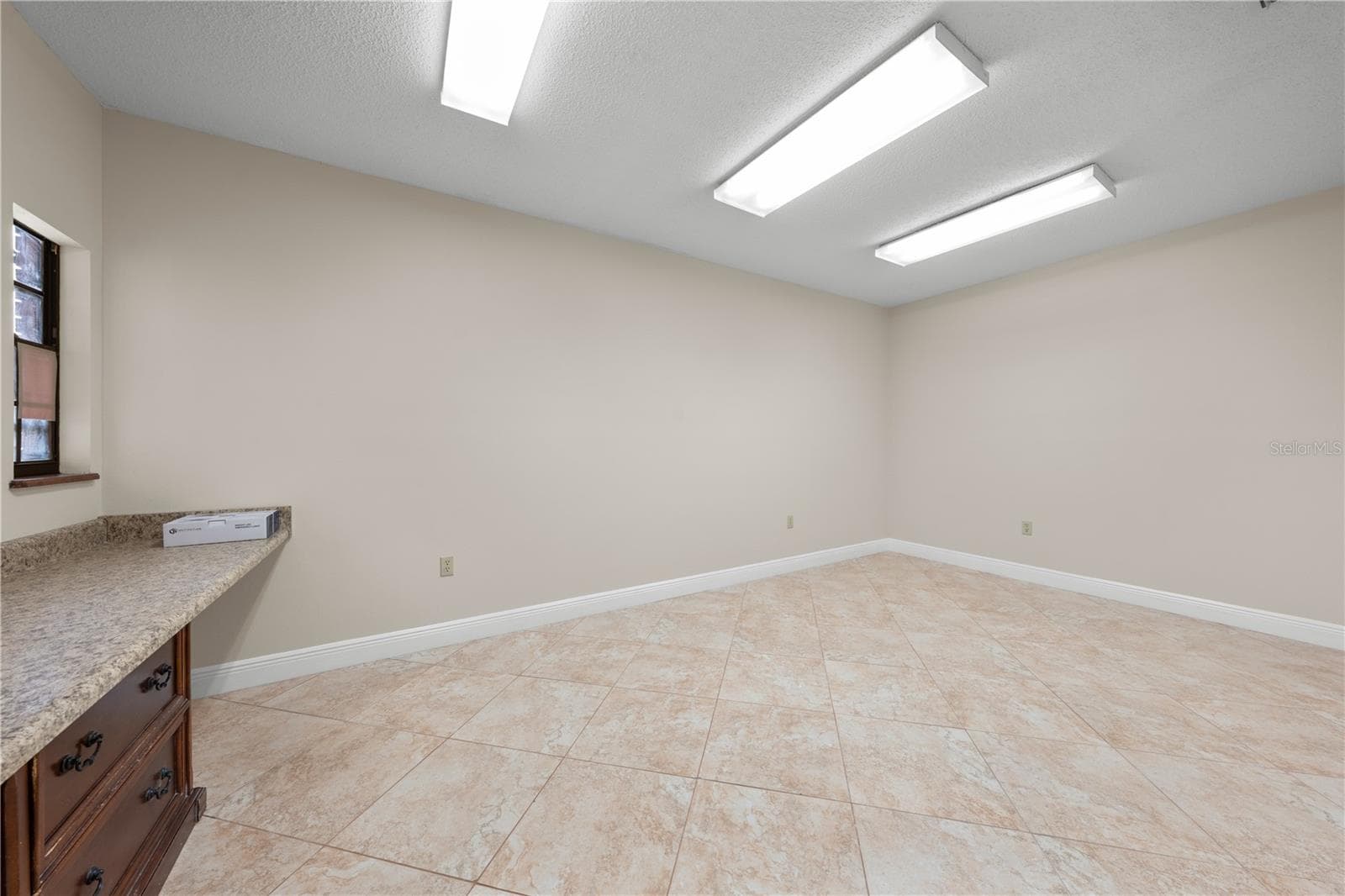 Medical Office at 323 W CYPRESS ST, KISSIMMEE, photo 45 of 83
