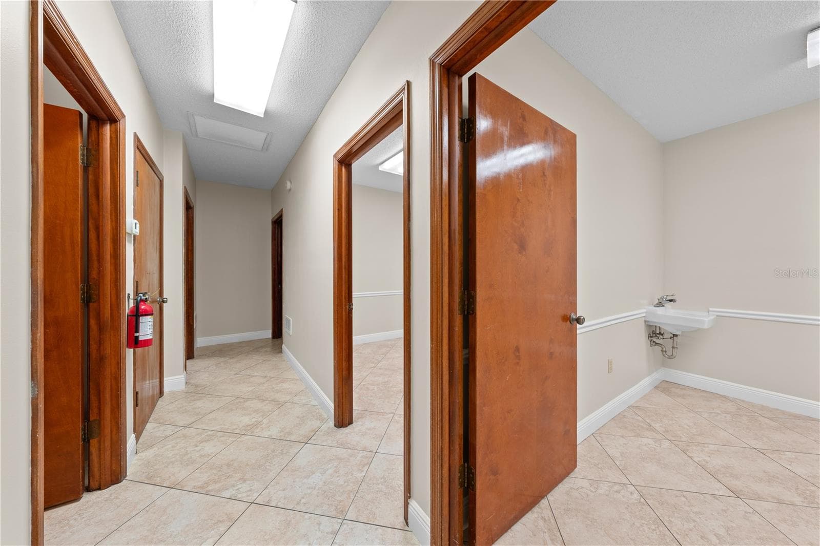 Medical Office at 323 W CYPRESS ST, KISSIMMEE, photo 53 of 83