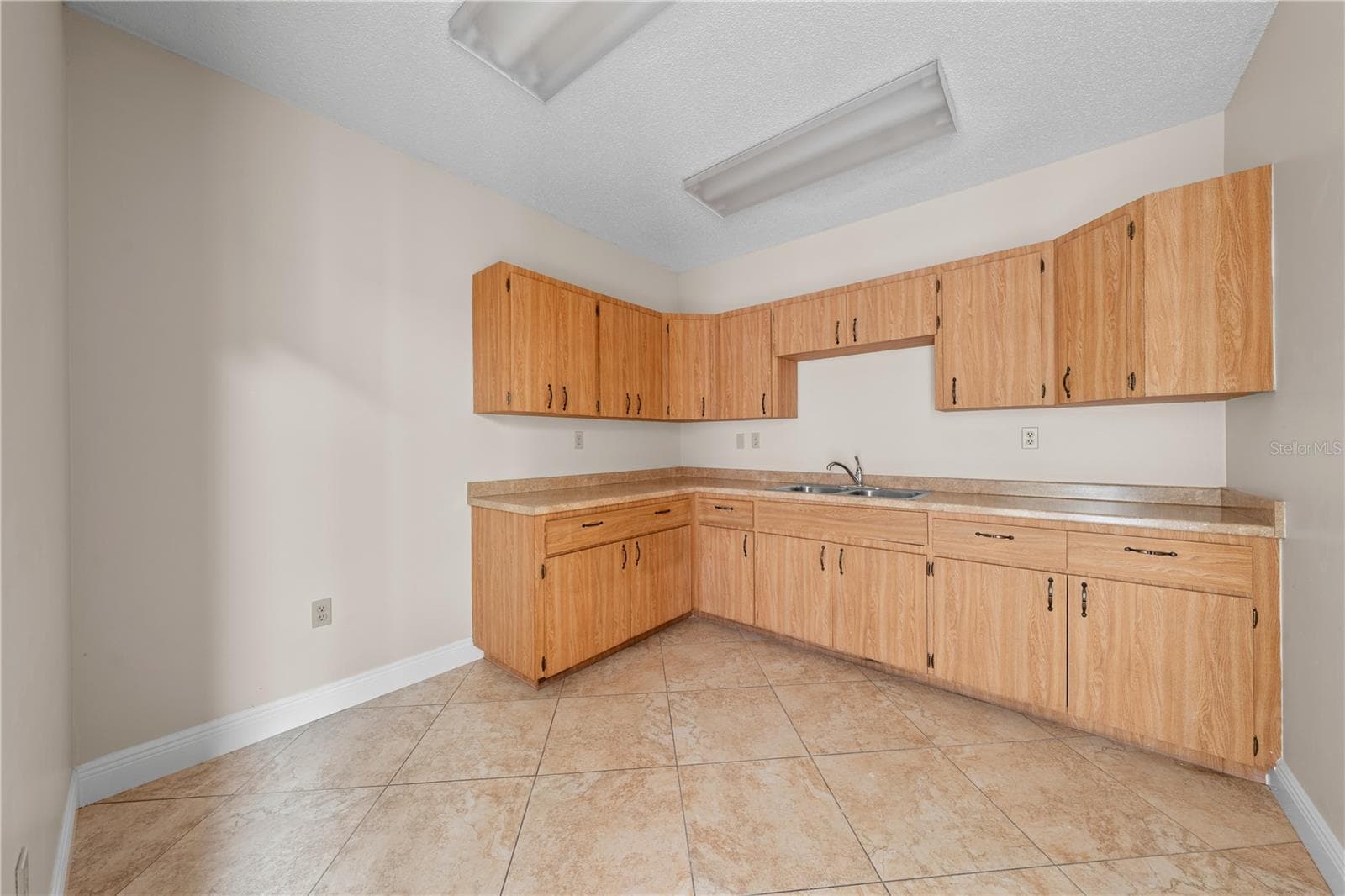 Medical Office at 323 W CYPRESS ST, KISSIMMEE, photo 64 of 83