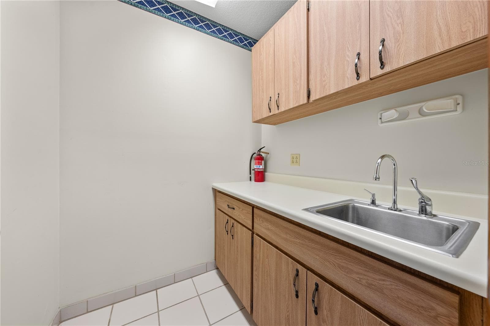 Medical Office at 323 W CYPRESS ST, KISSIMMEE, photo 81 of 83