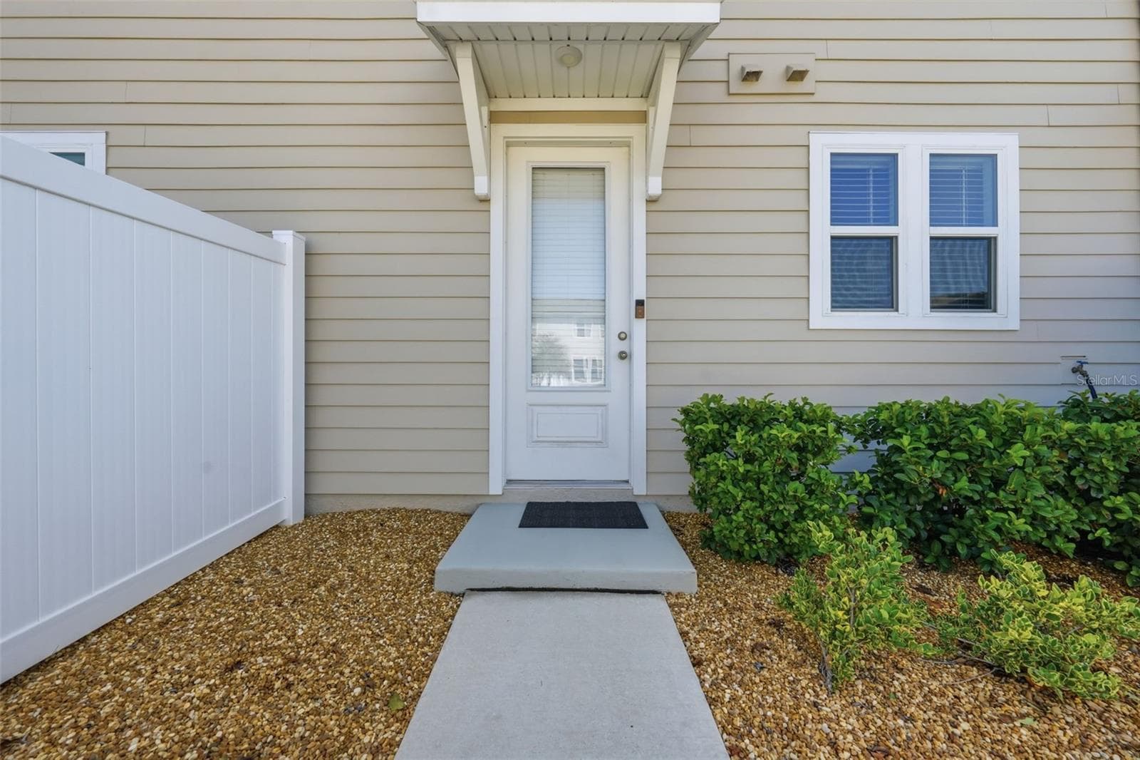 Townhouse at 46 AXEL FALL DR, ST JOHNS, photo 4 of 50