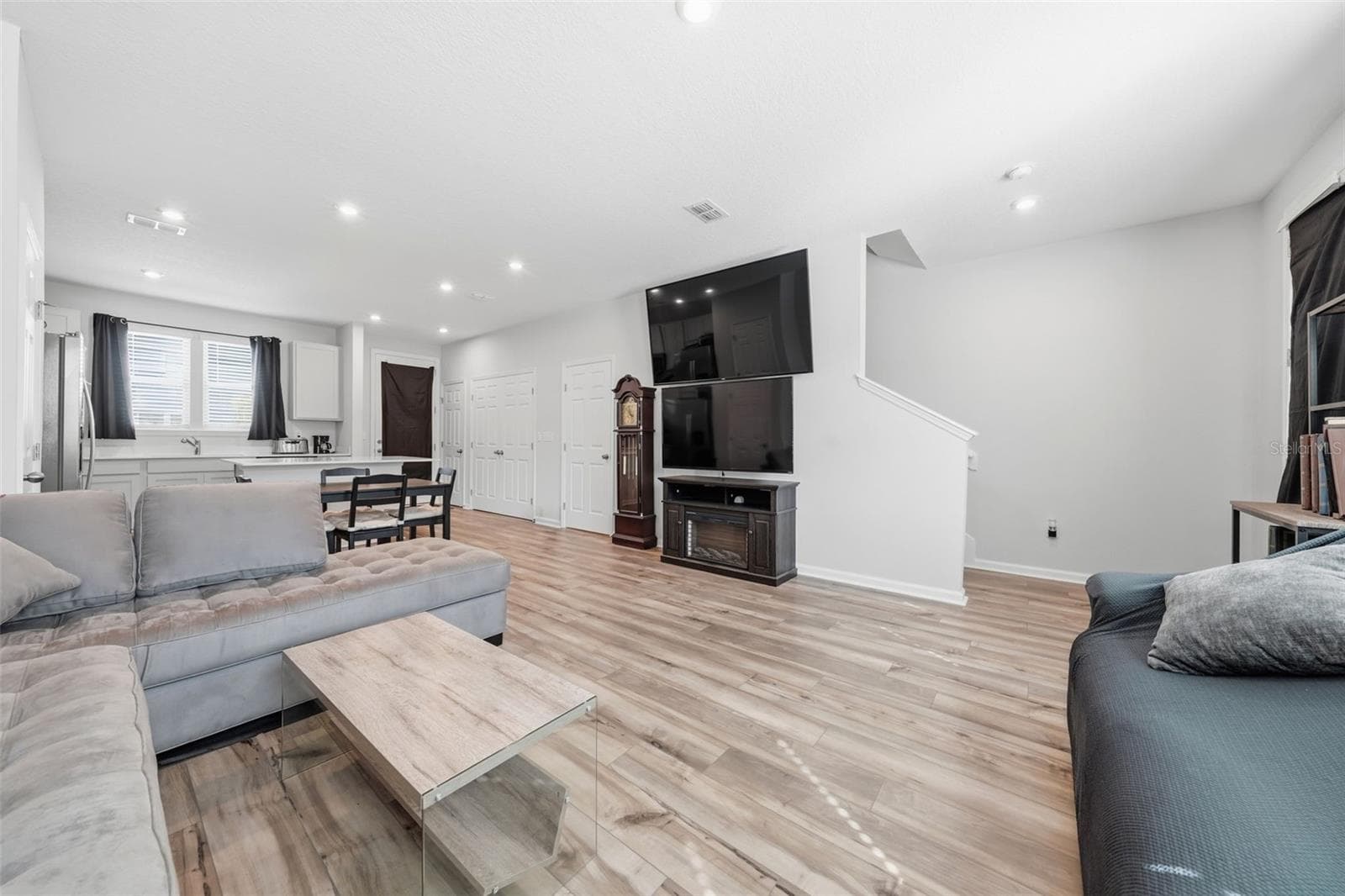 Townhouse at 46 AXEL FALL DR, ST JOHNS, photo 7 of 50