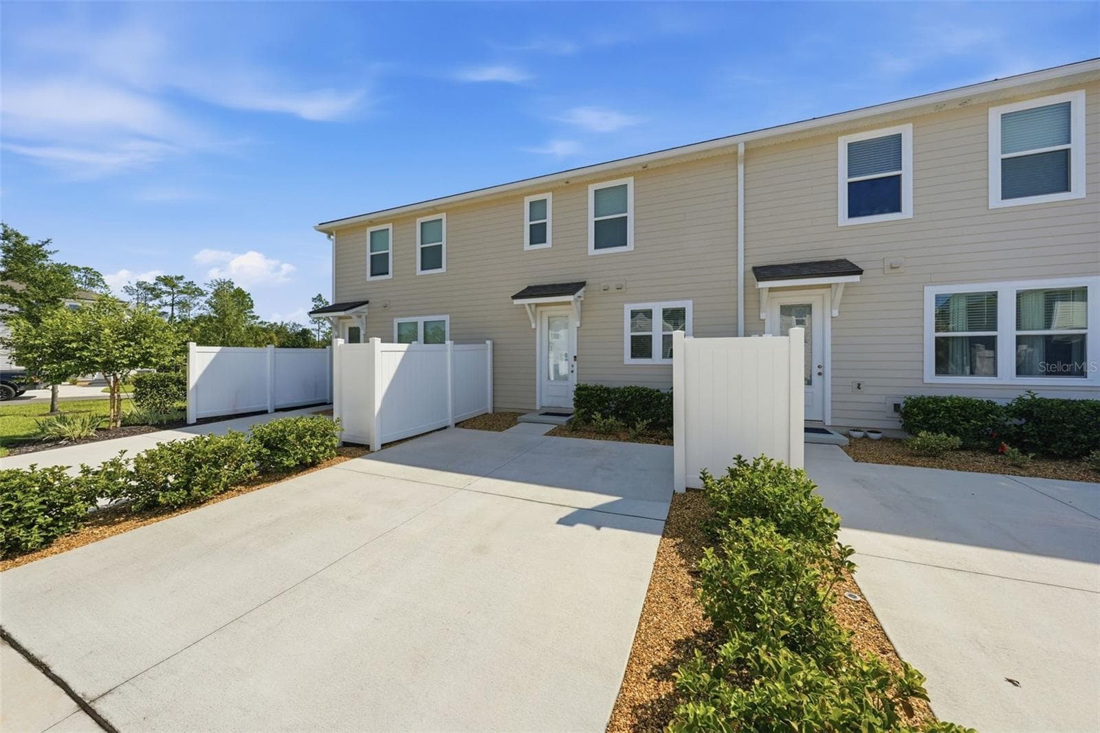 Townhouse at 46 AXEL FALL DR, ST JOHNS, photo 25 of 50