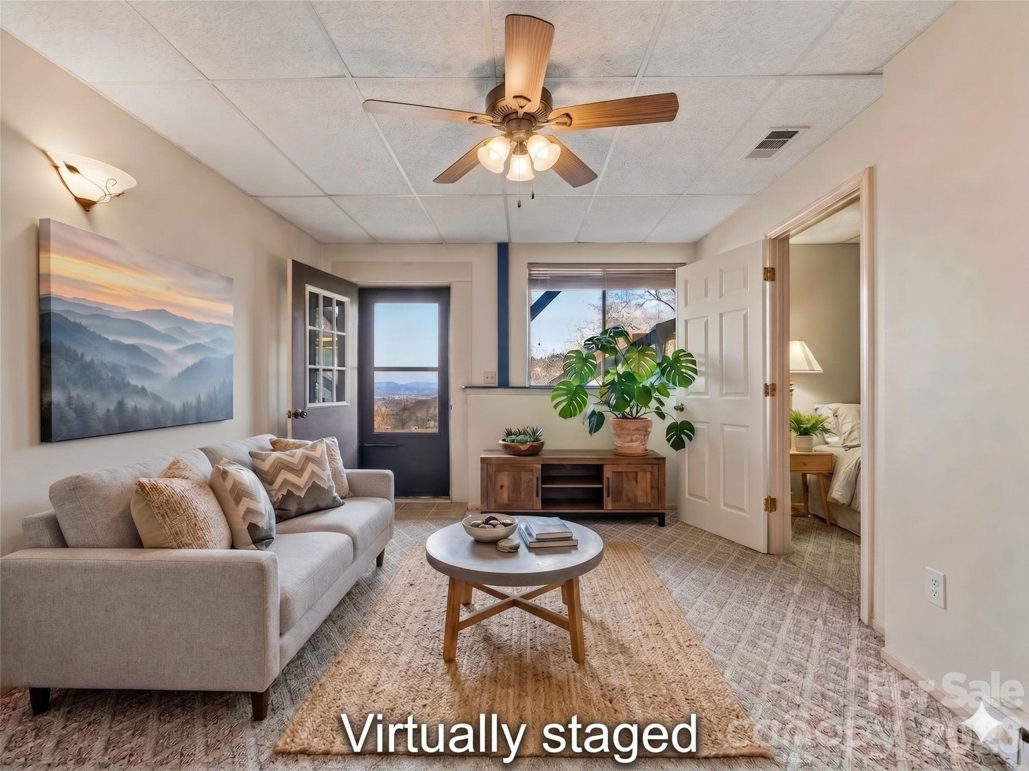 Imagine the possibilites with this extra living space - Hendersonville