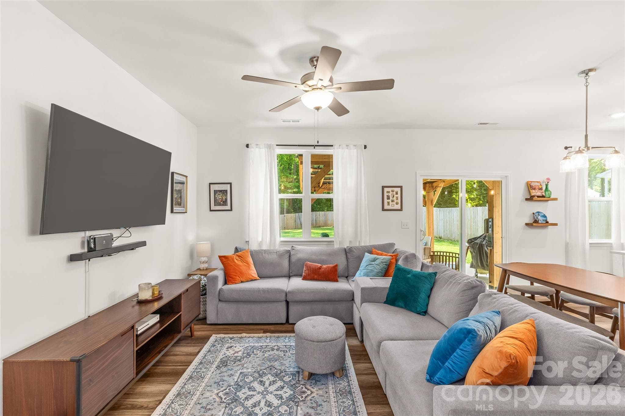 Main Living - 1913 Marlwood Circle, Charlotte